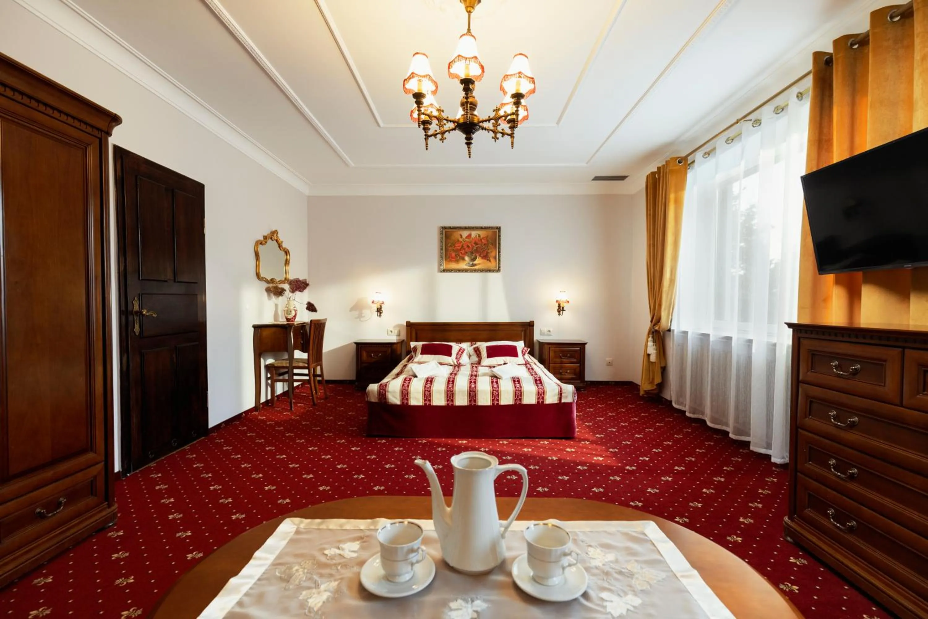 Bed in Villa Toscania-check in 24h