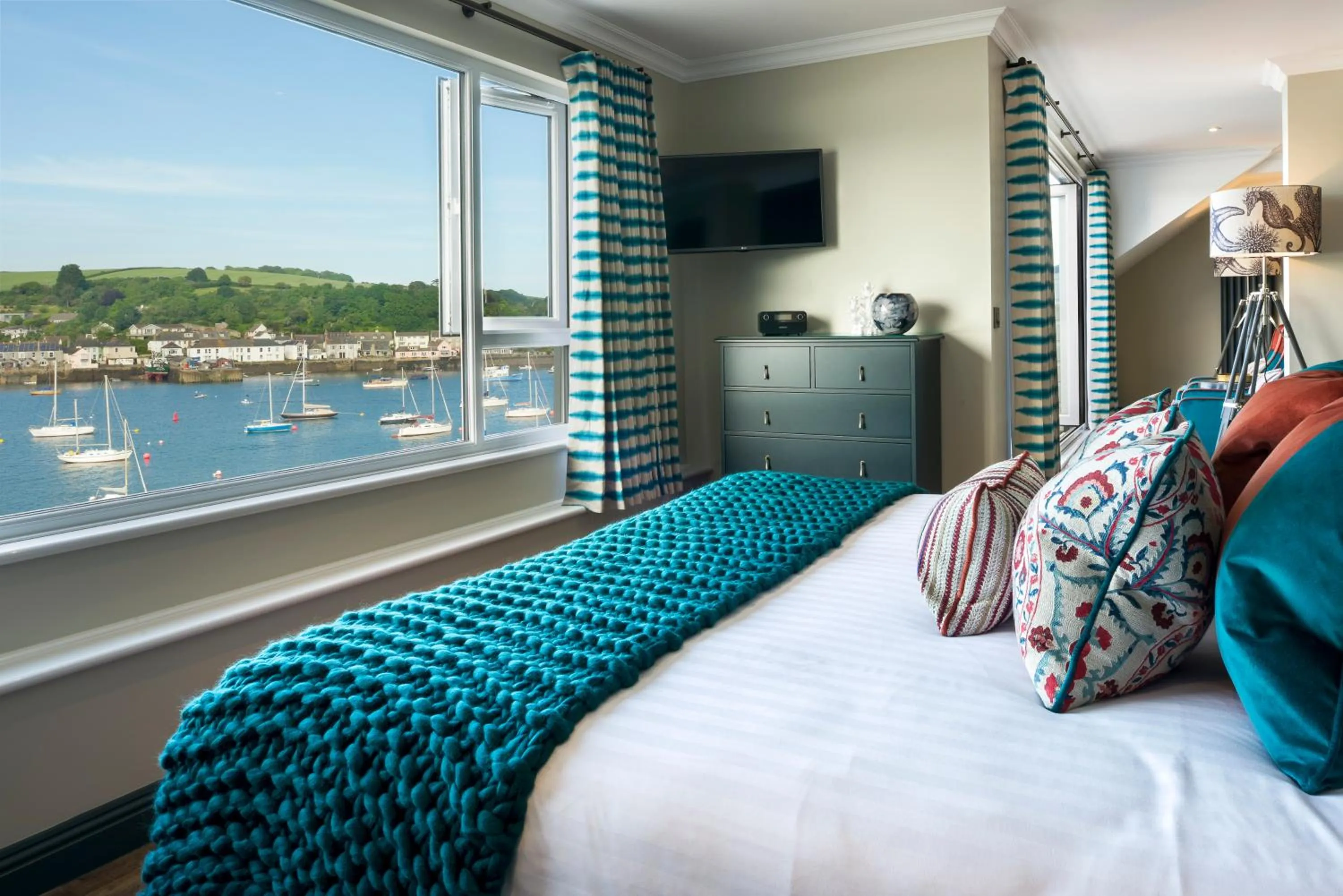 Bedroom, Bed in Greenbank Hotel