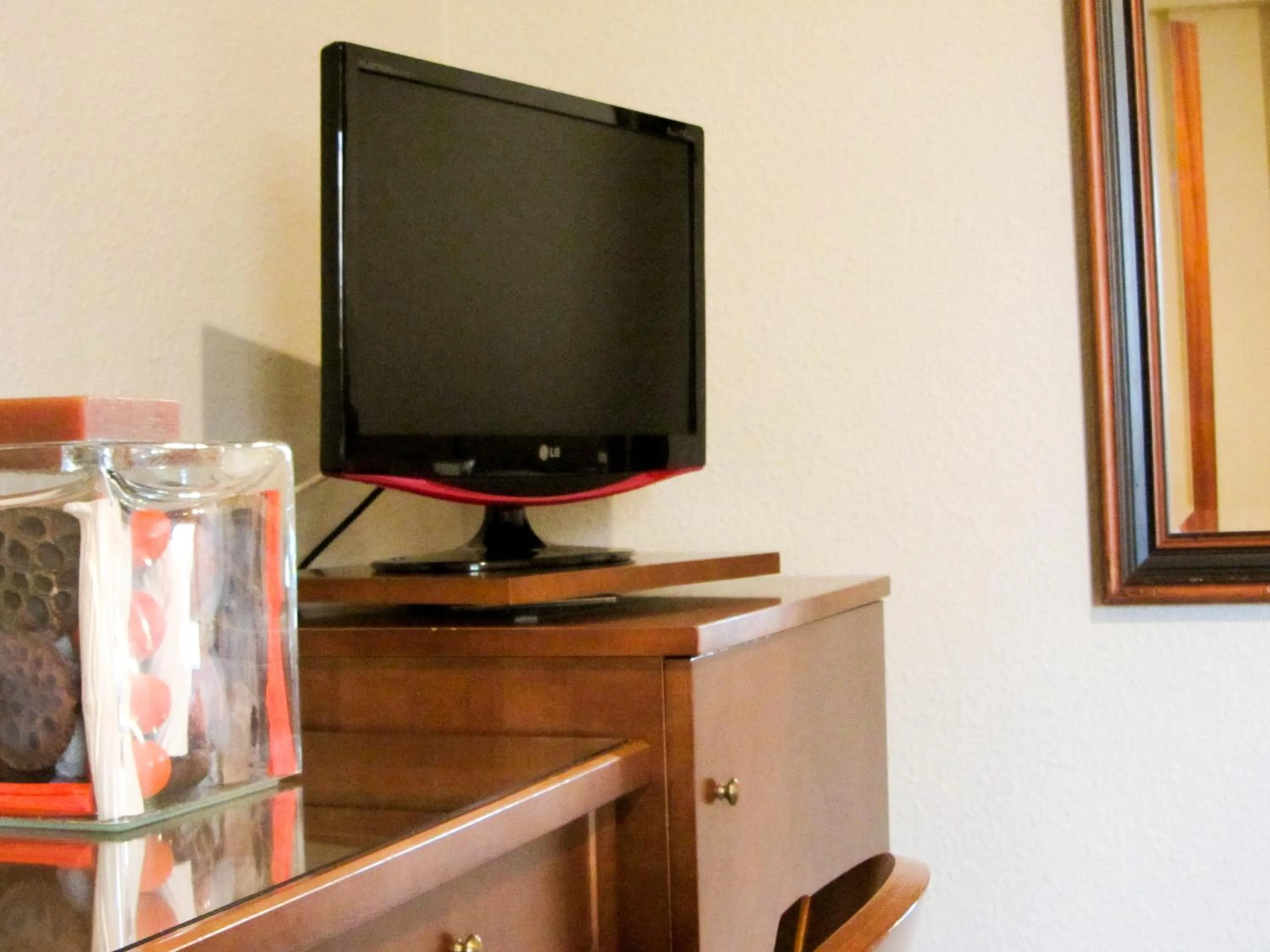 TV and multimedia in Hotel Avenida