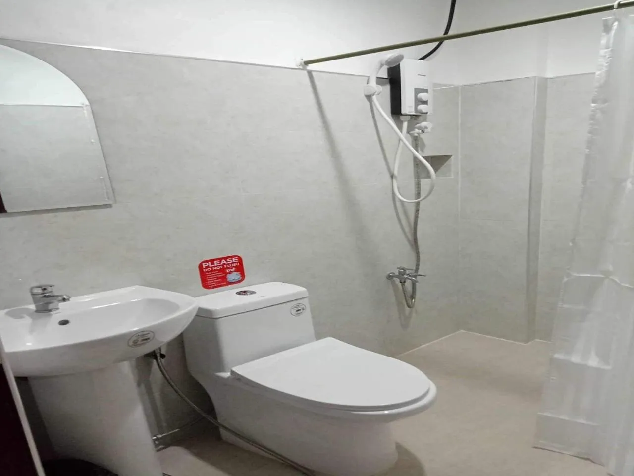 Toilet in Zosimo's Inn