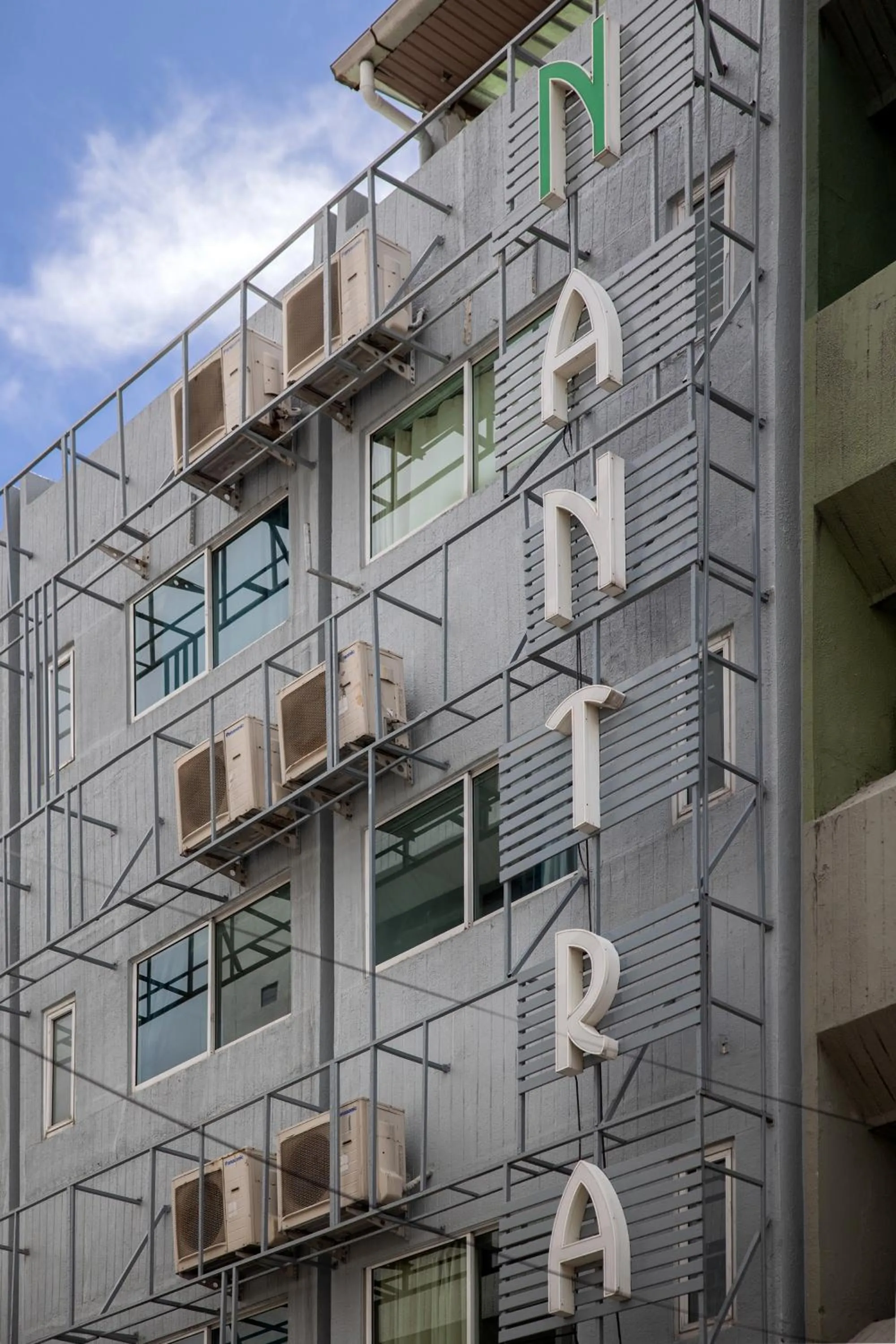 Property building in Nantra Silom