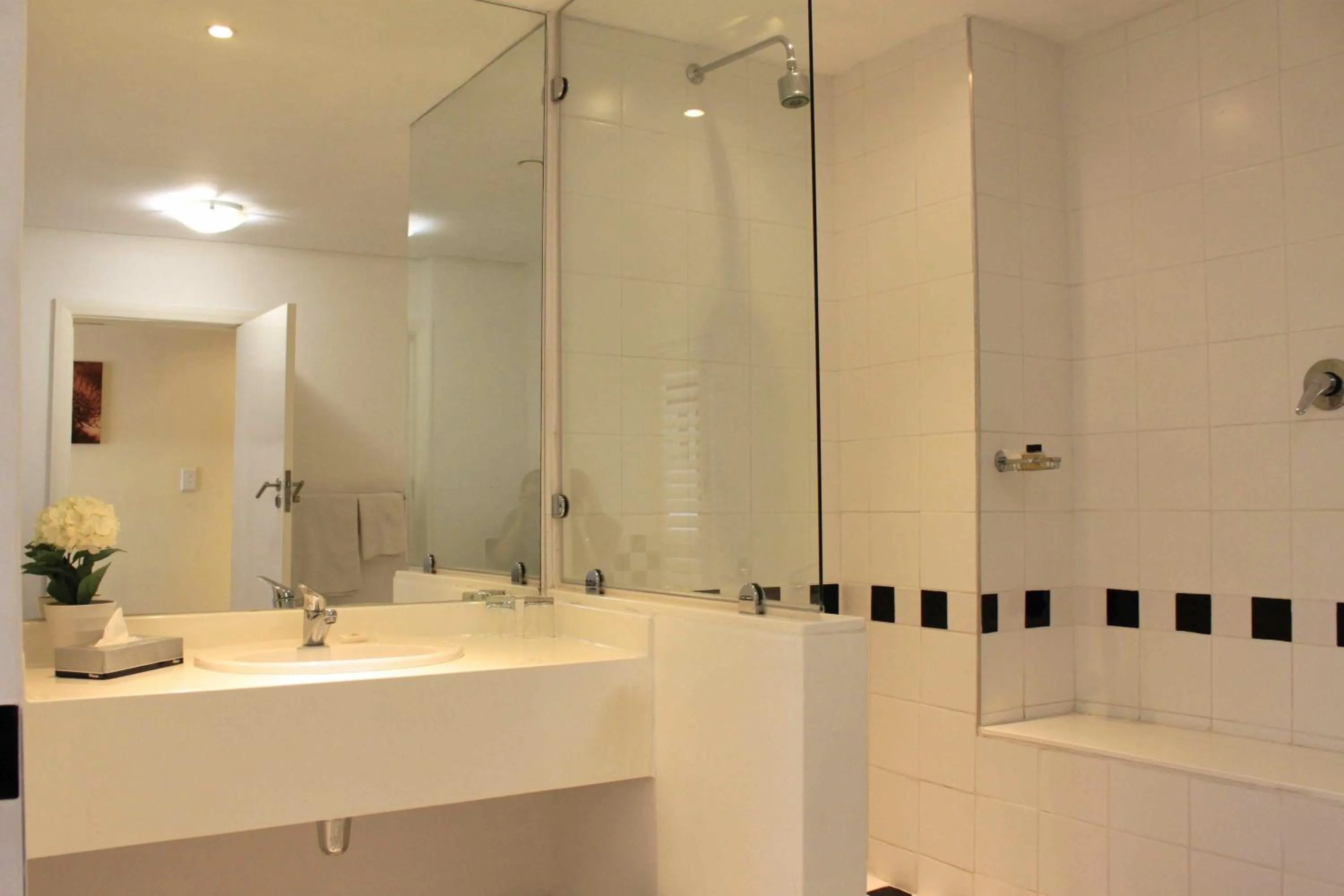 Bathroom in Innscape Classic Hotel