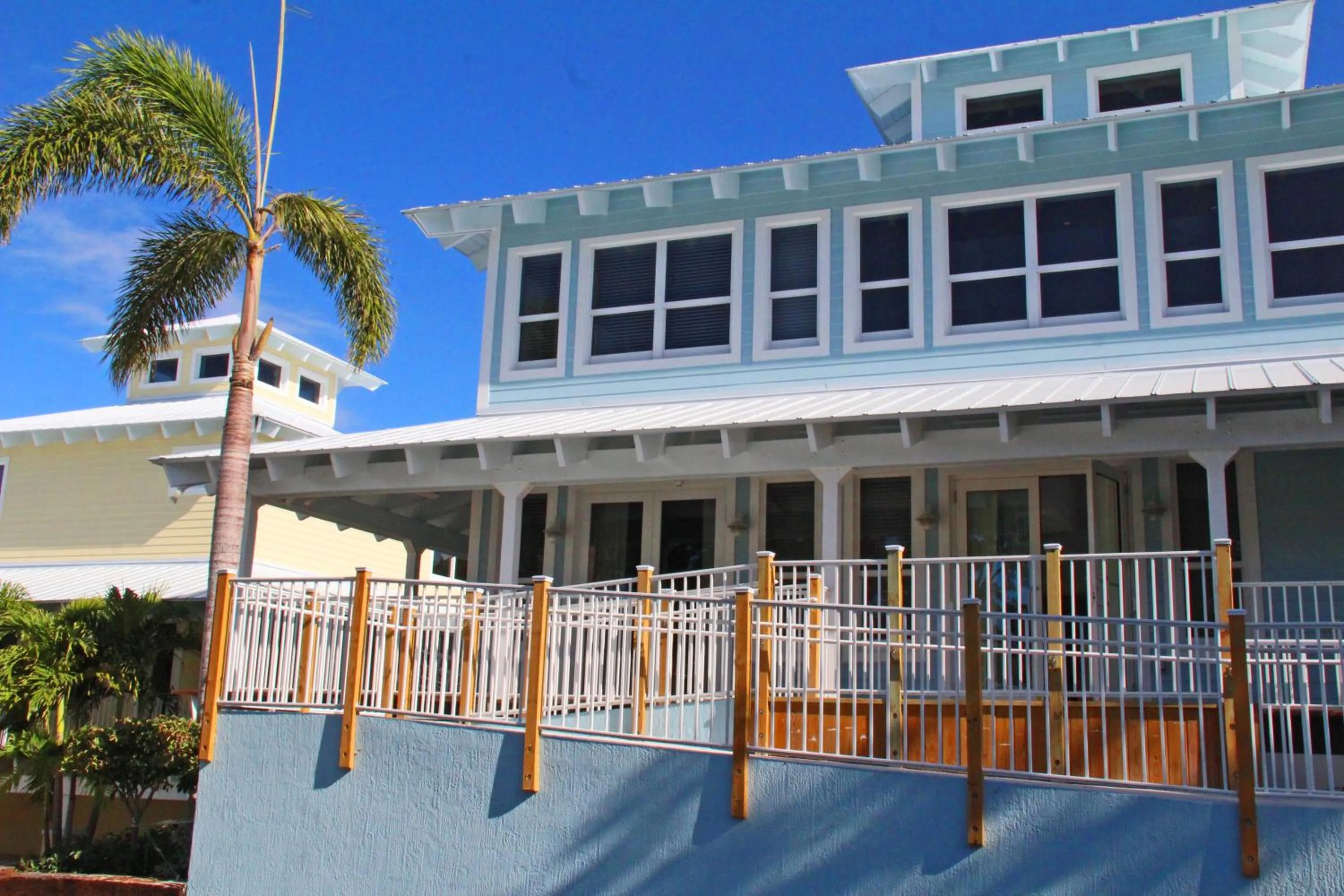 Dolphin Point Villas