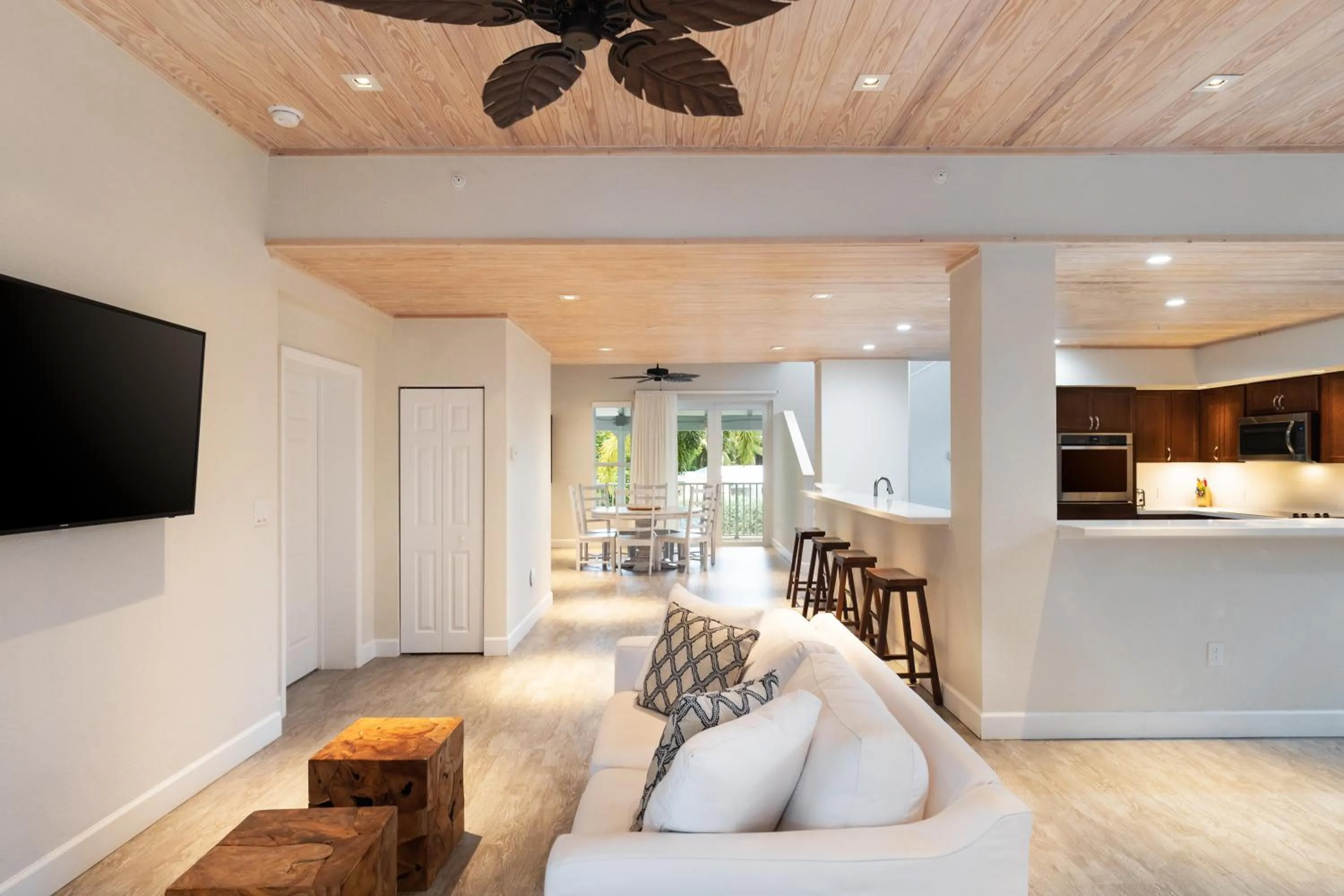 Dolphin Point Villas