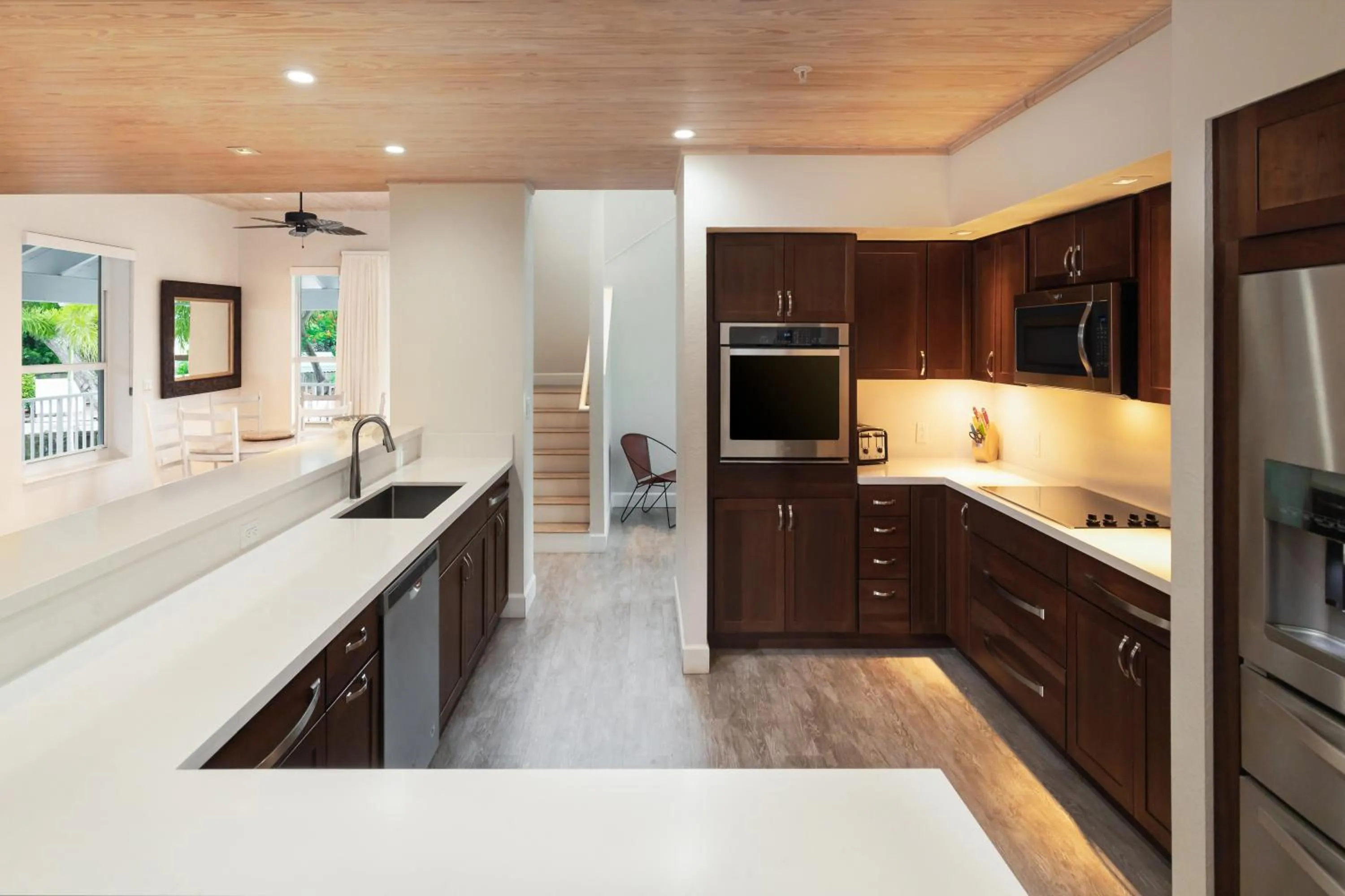 Dolphin Point Villas