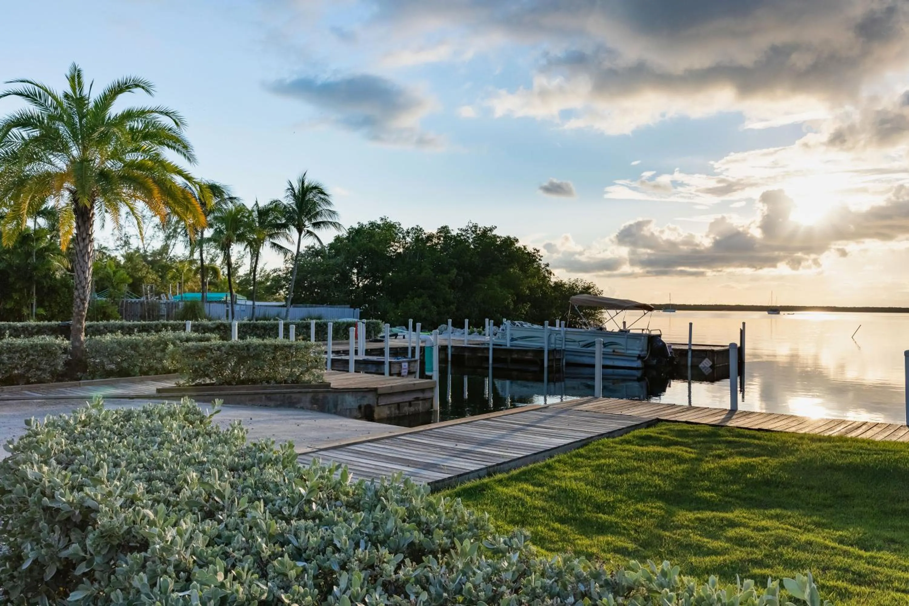 Dolphin Point Villas