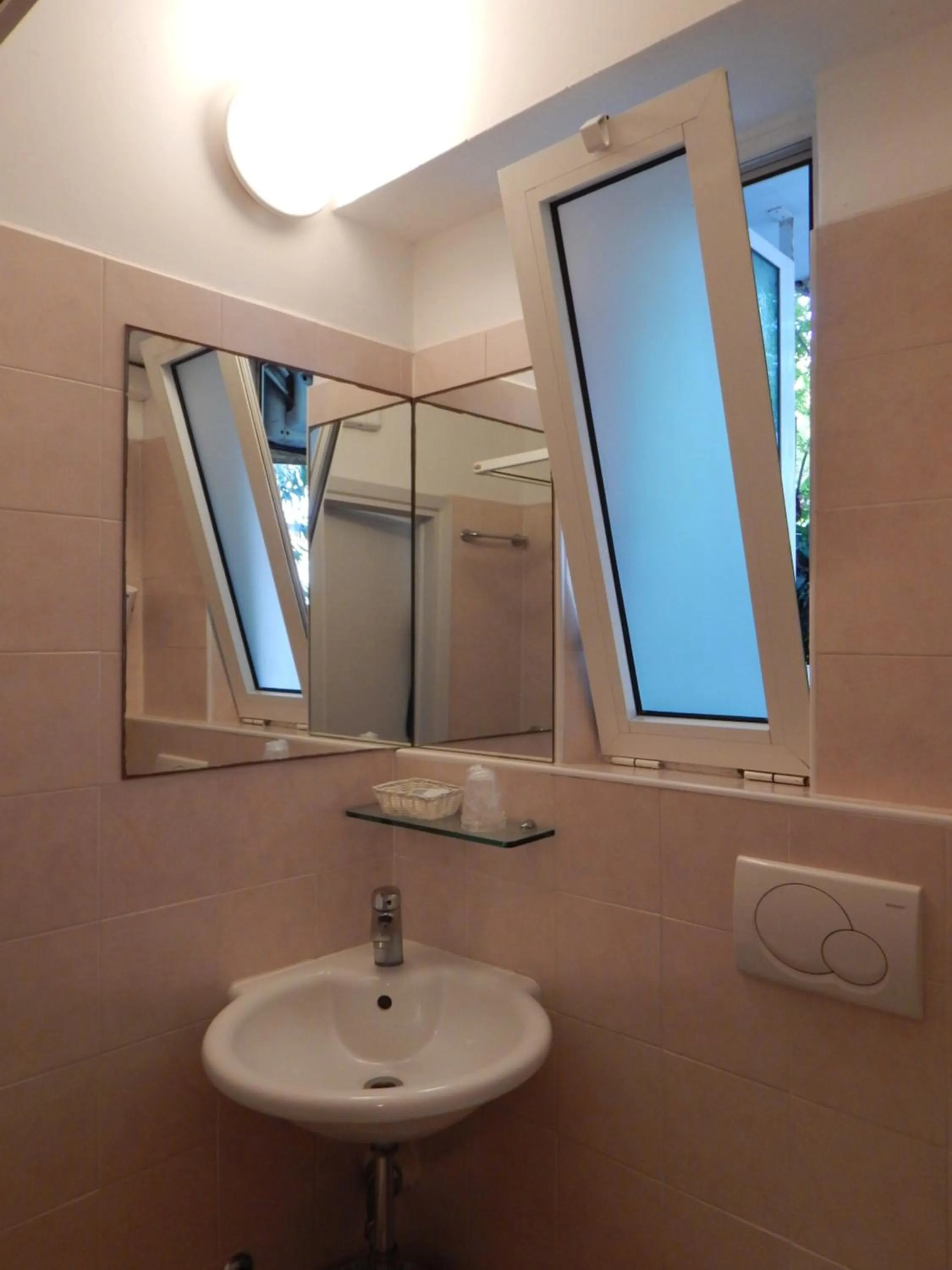 Bathroom in Hotel Vera