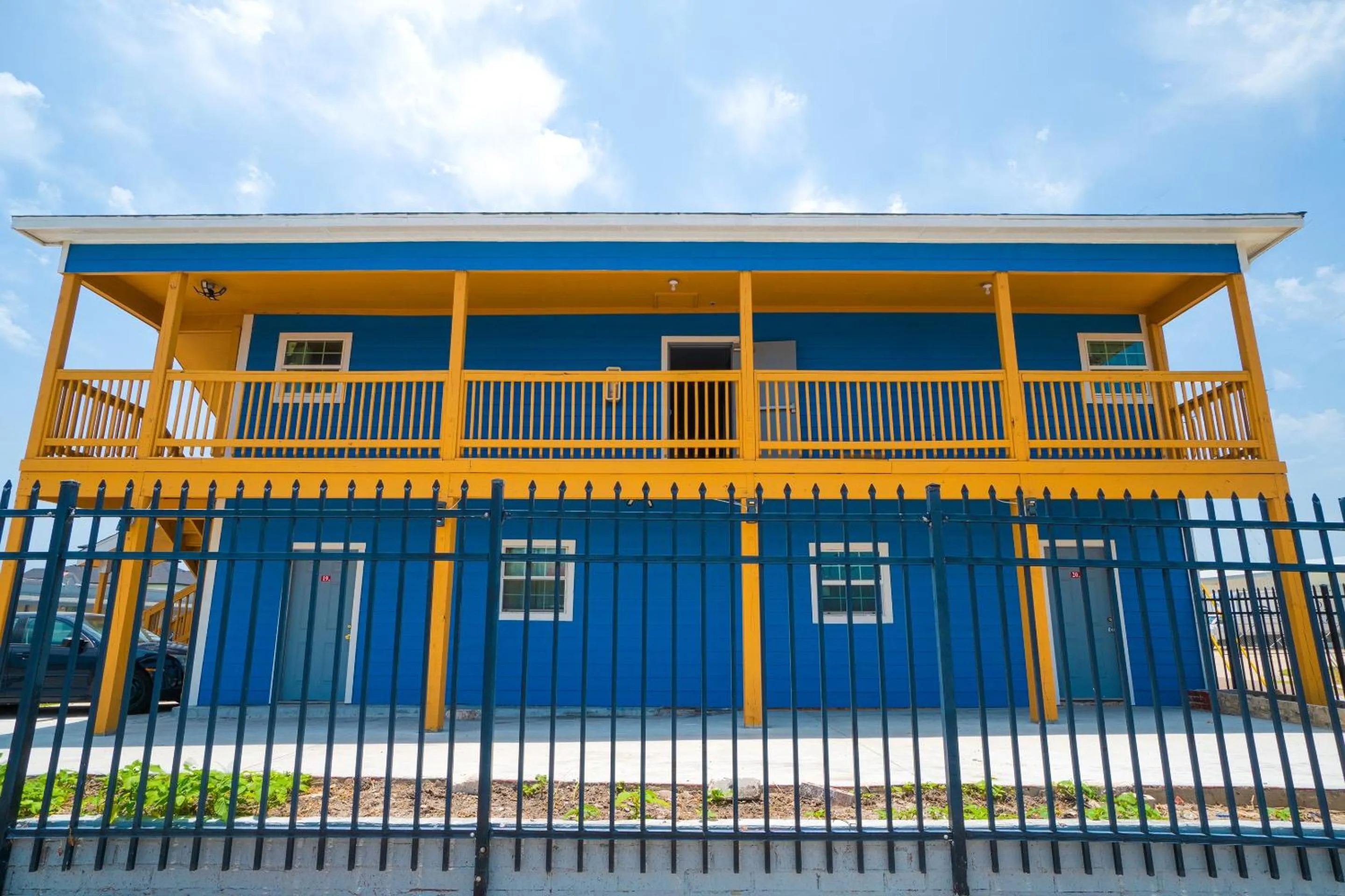 Facade/entrance in Plaza Motel Corpus Christi by OYO