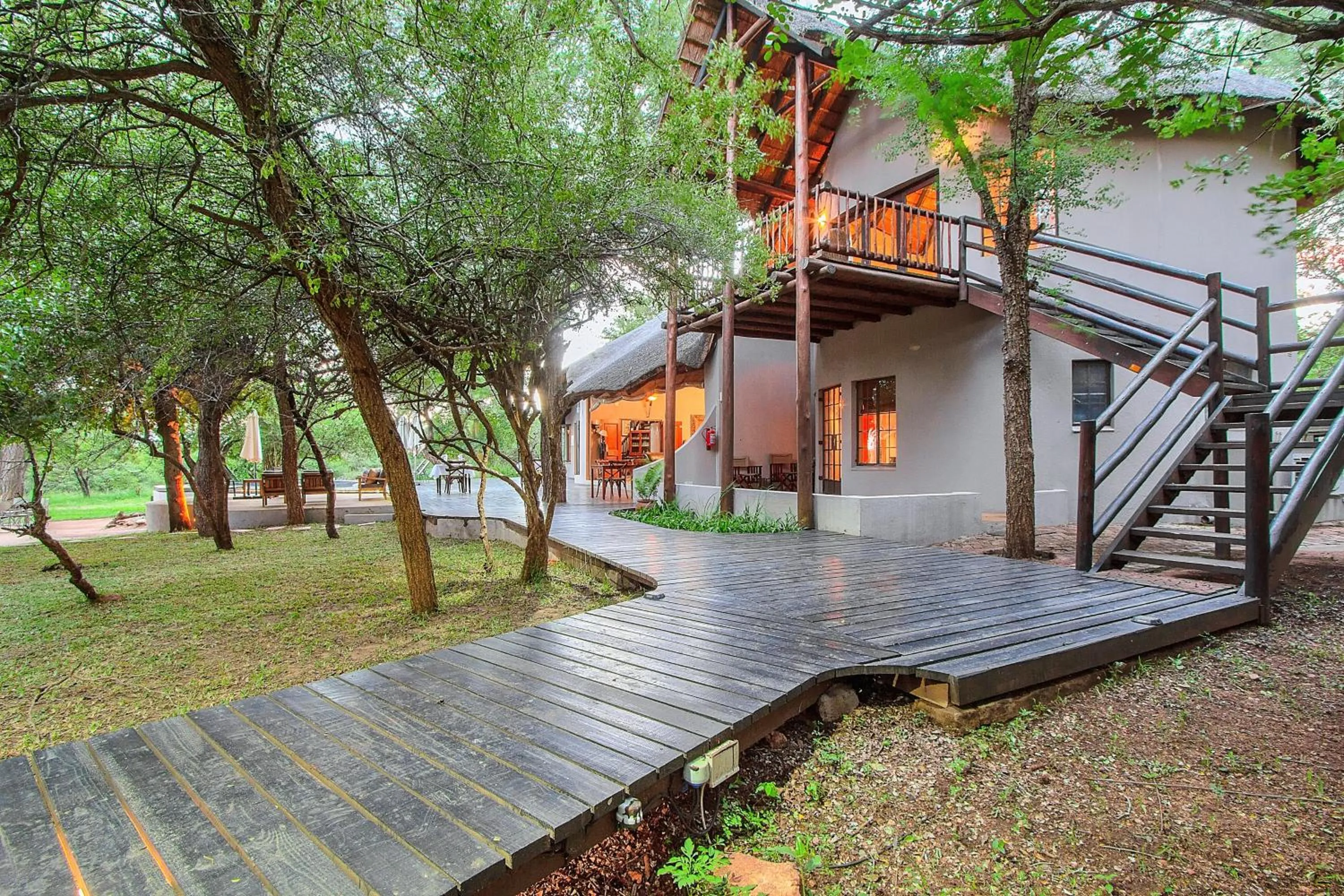 Property building in Mvuradona Safari Lodge