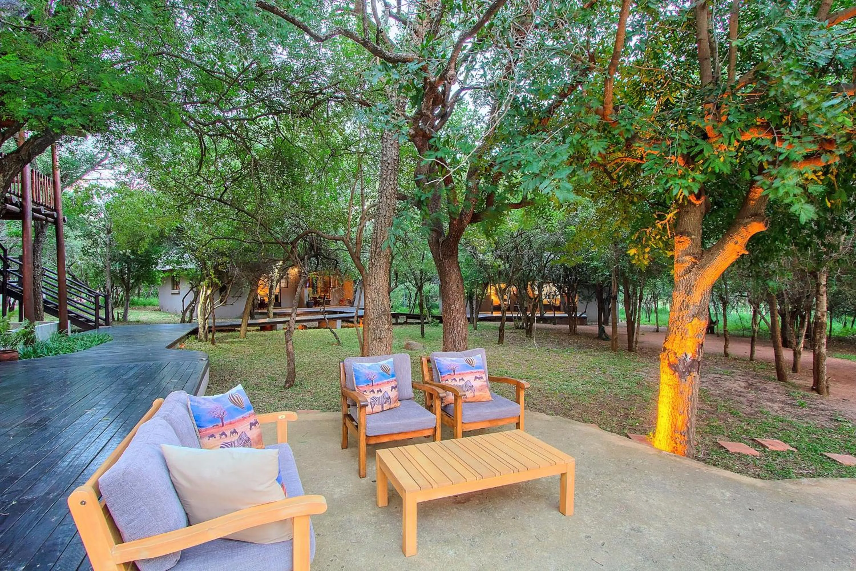 Patio in Mvuradona Safari Lodge