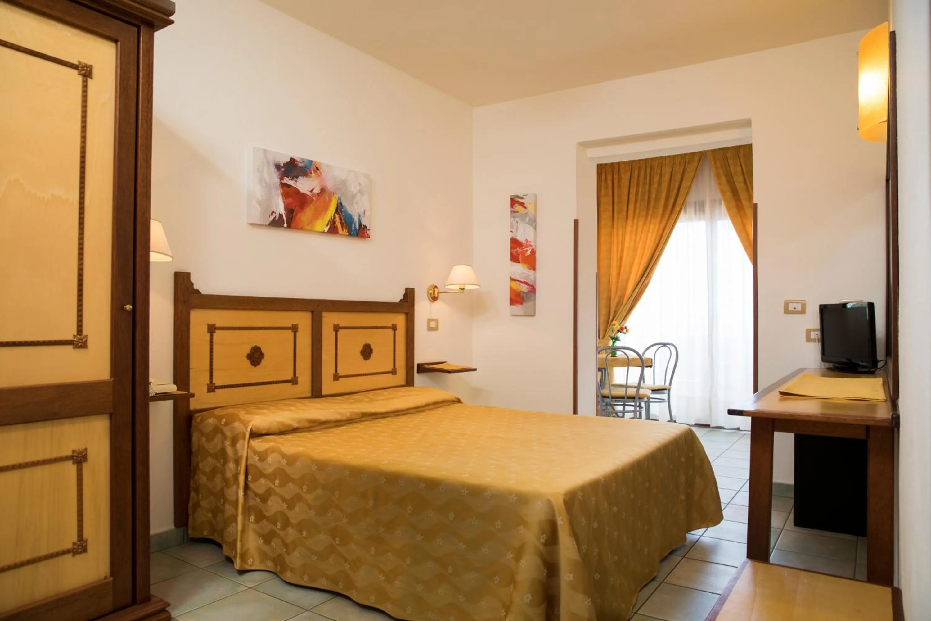 Bed in Hotel La Playa