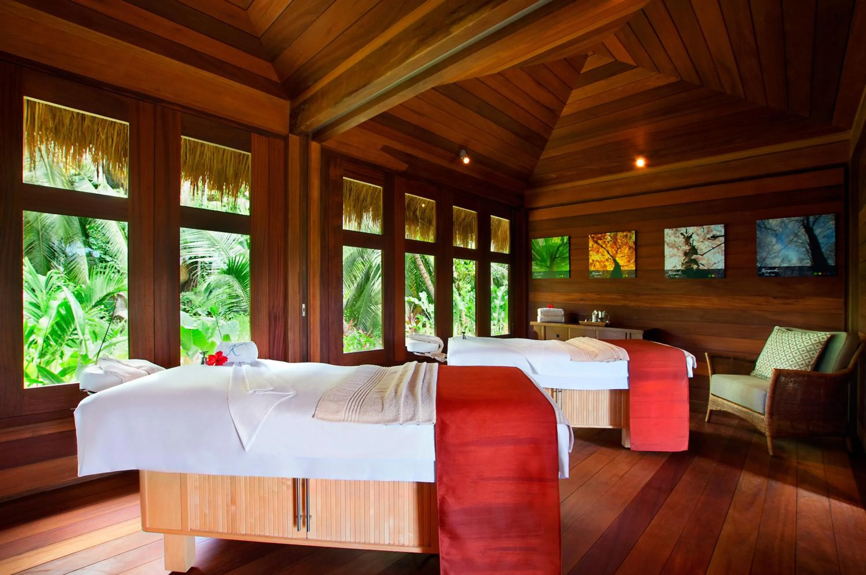 Spa and wellness centre/facilities, Bed in Kempinski Seychelles Resort