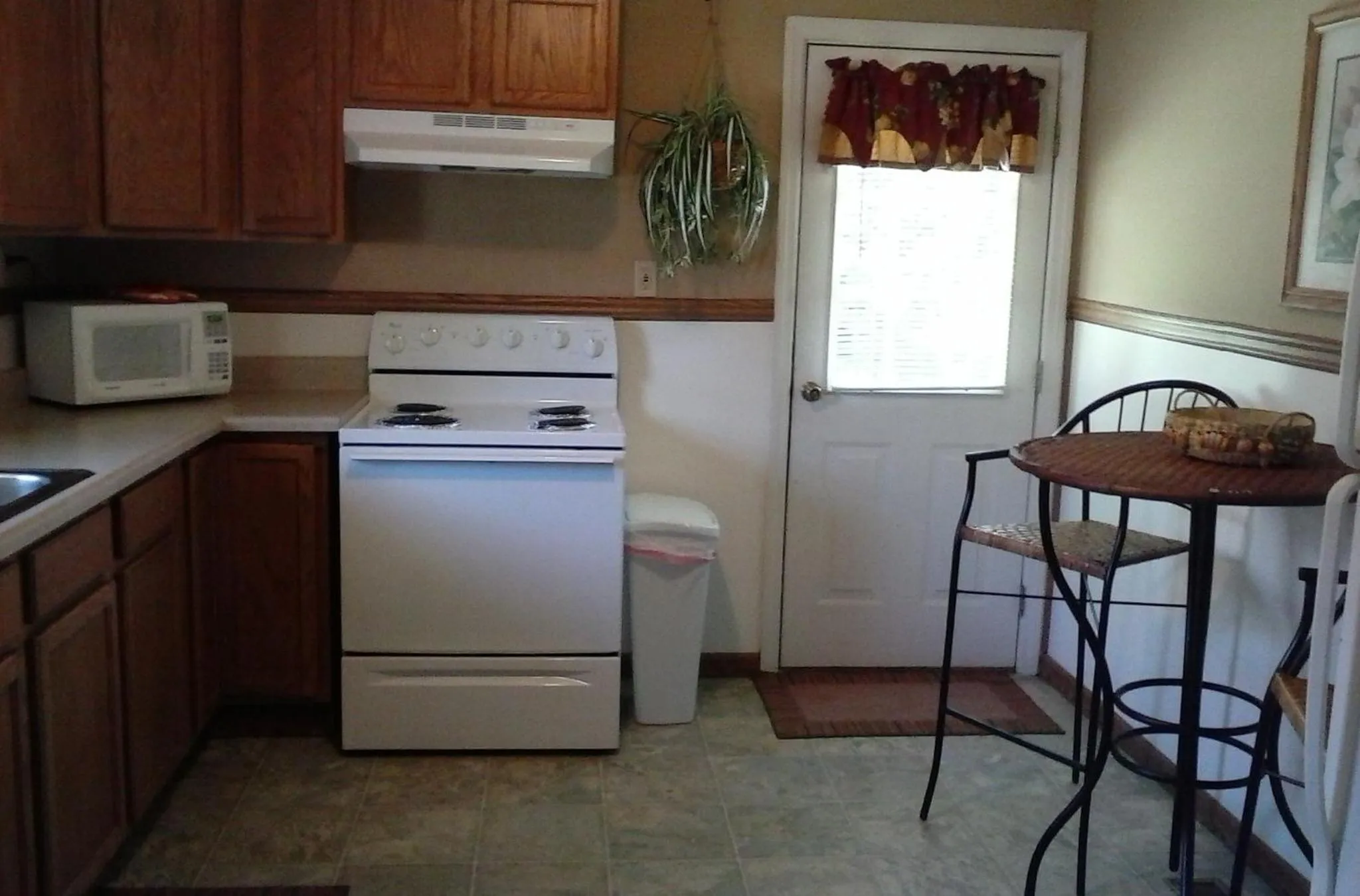 Phillips Historic Motel & Cottages