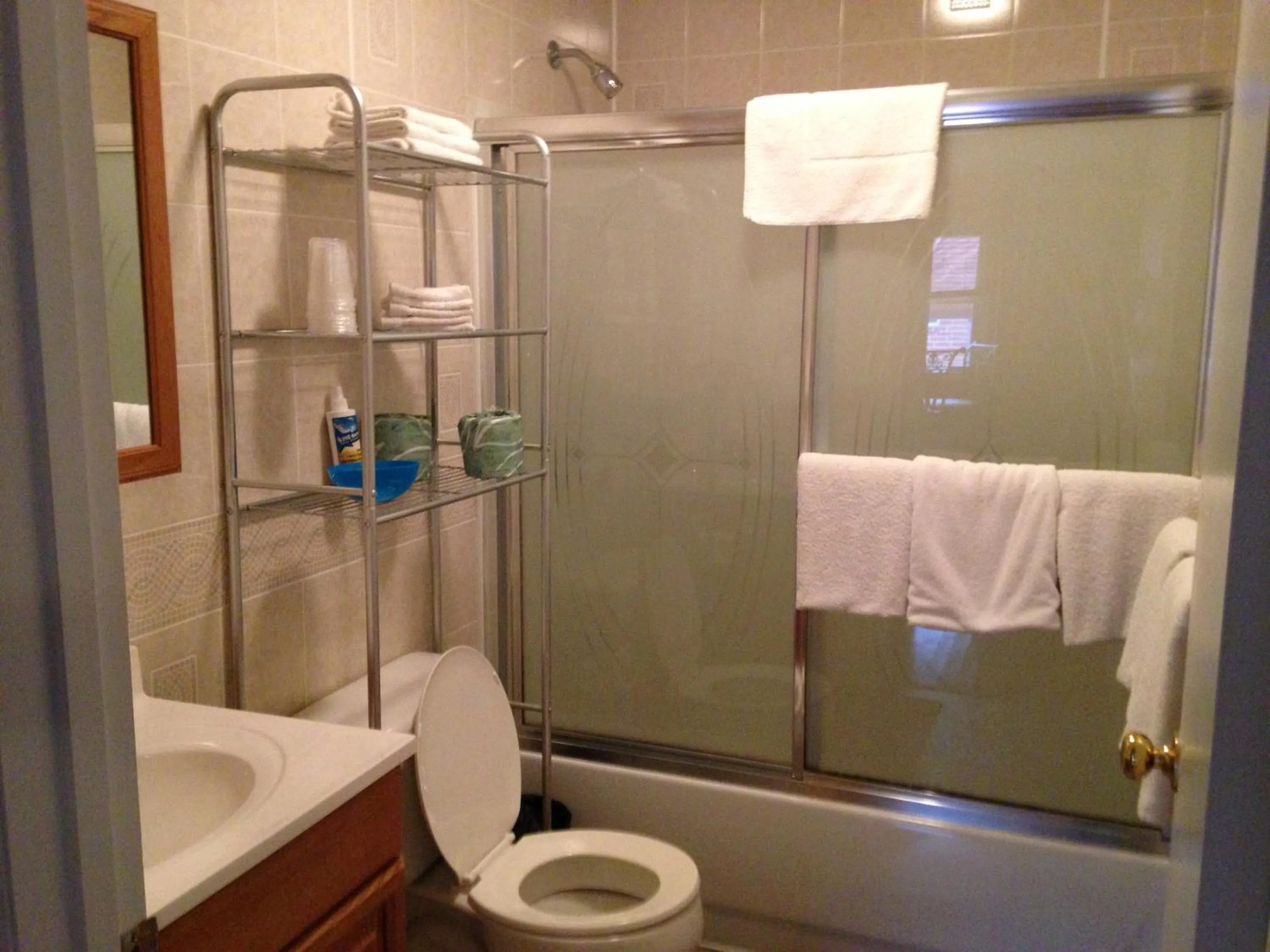 Phillips Historic Motel & Cottages