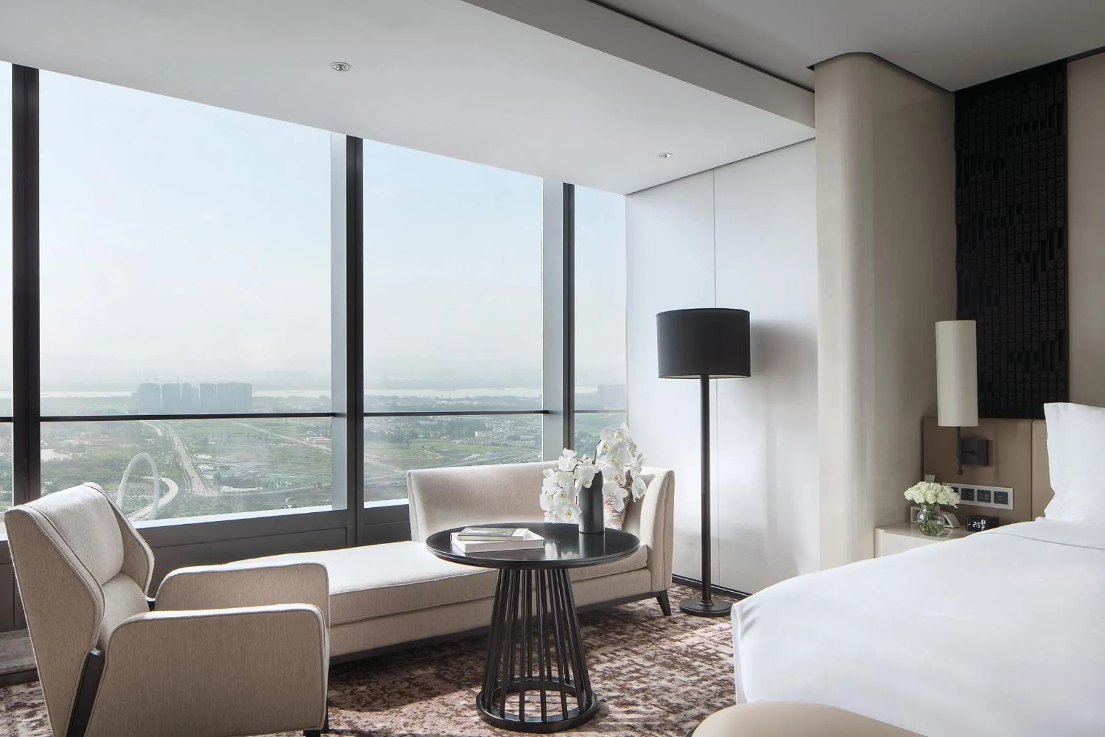 City view, Bed in Jumeirah Nanjing