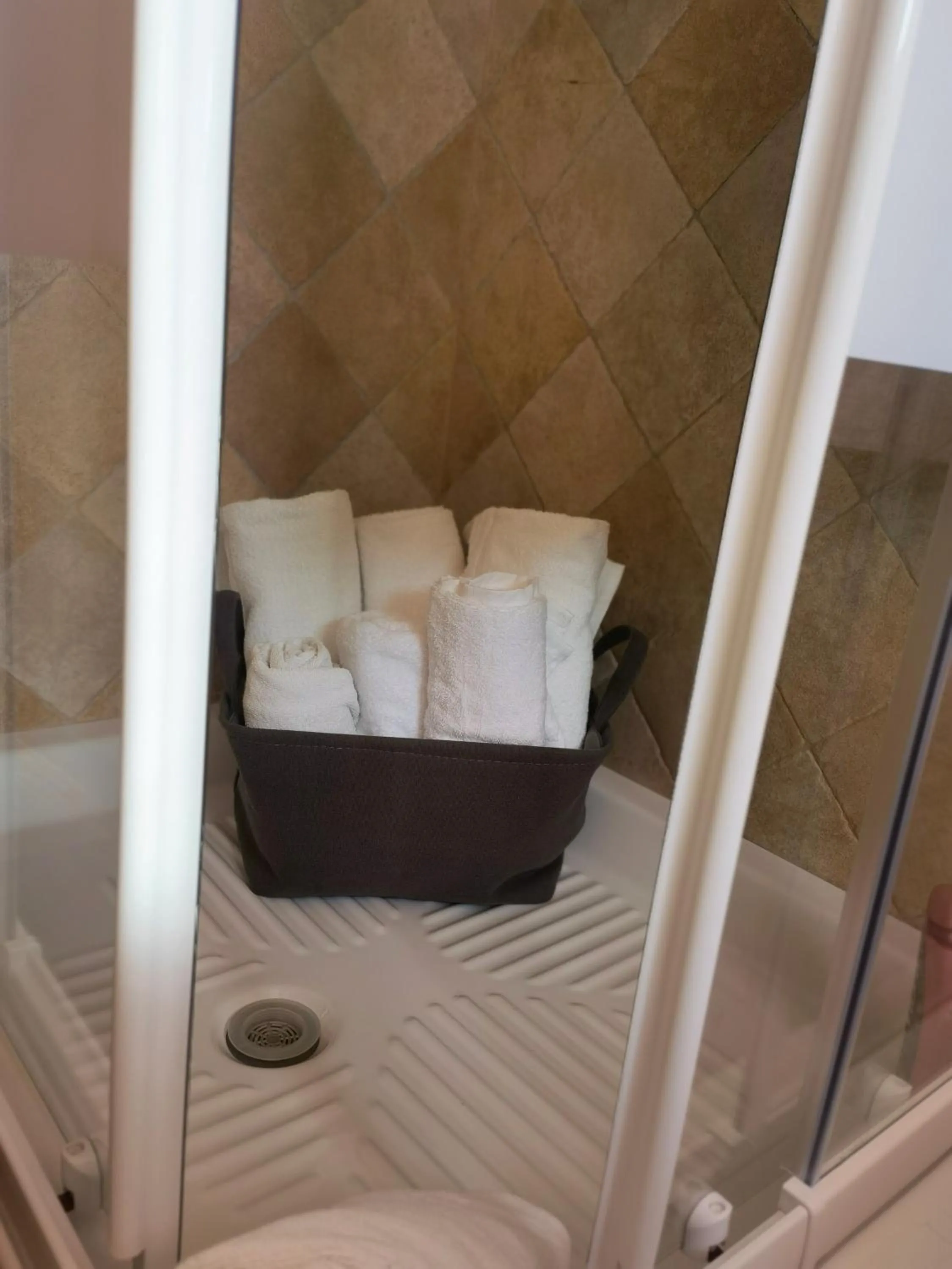 Bathroom in Fiumicino Inn Airport