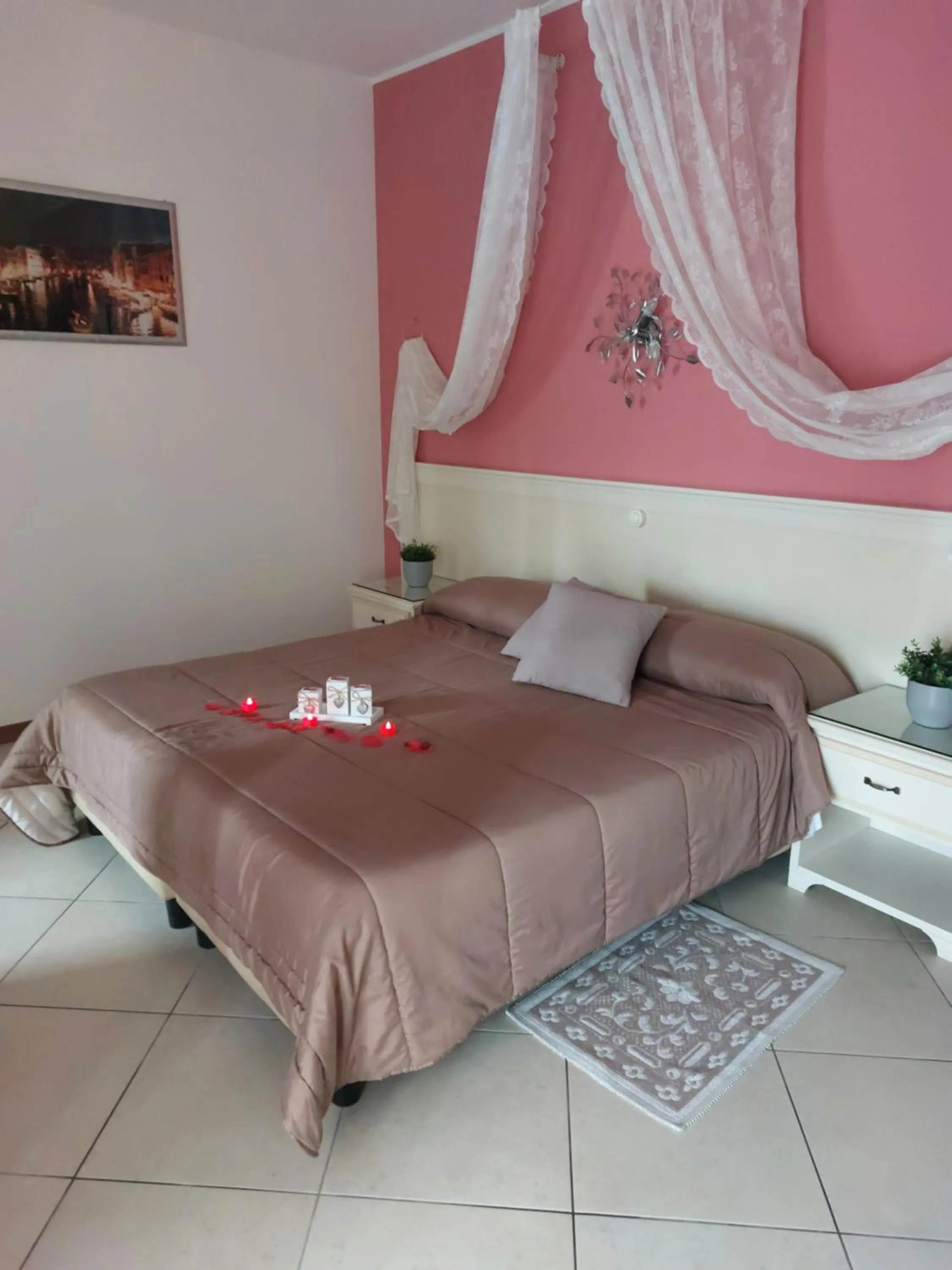 Bedroom, Bed in Fiumicino Inn Airport