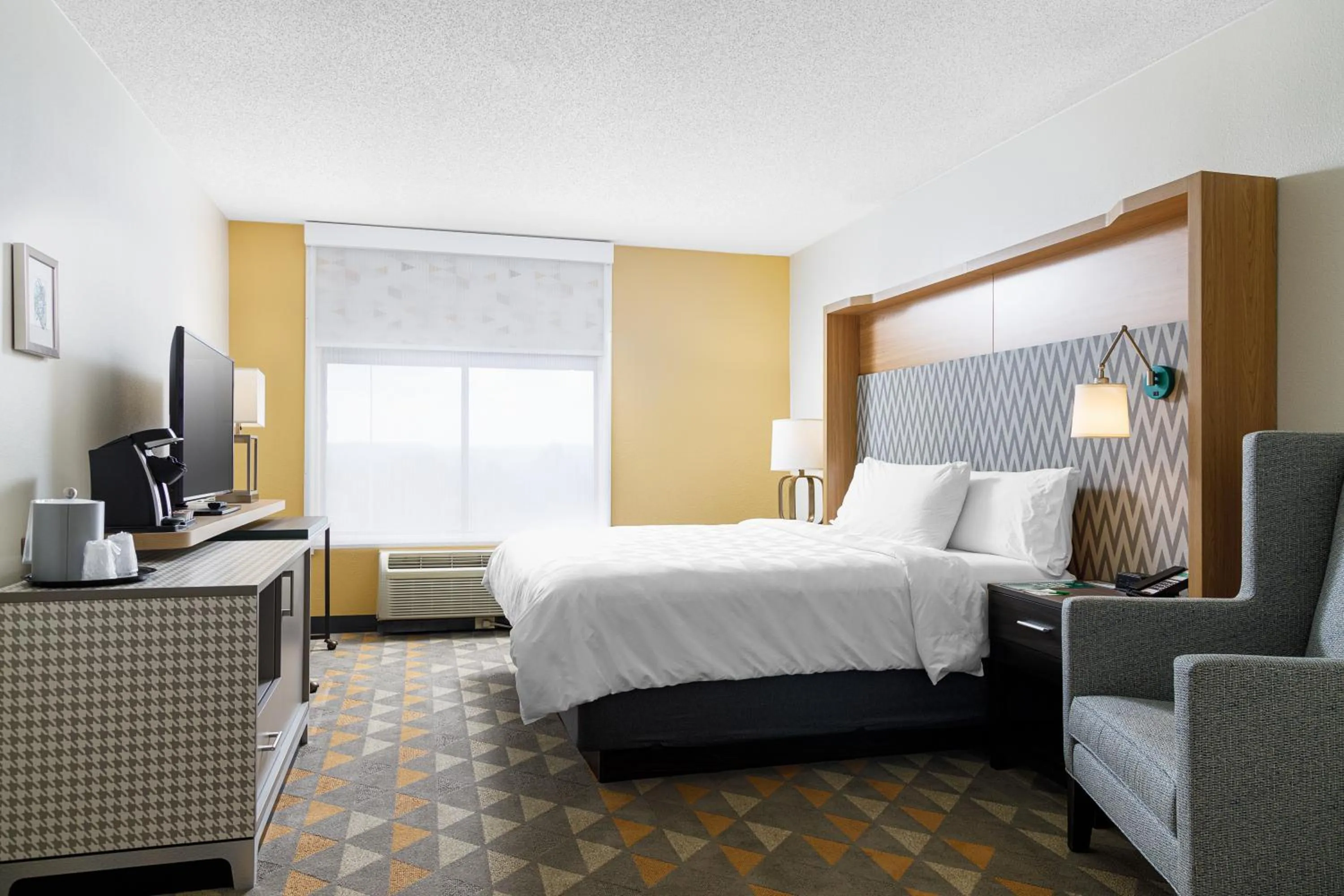Bed in Holiday Inn Cleveland by IHG