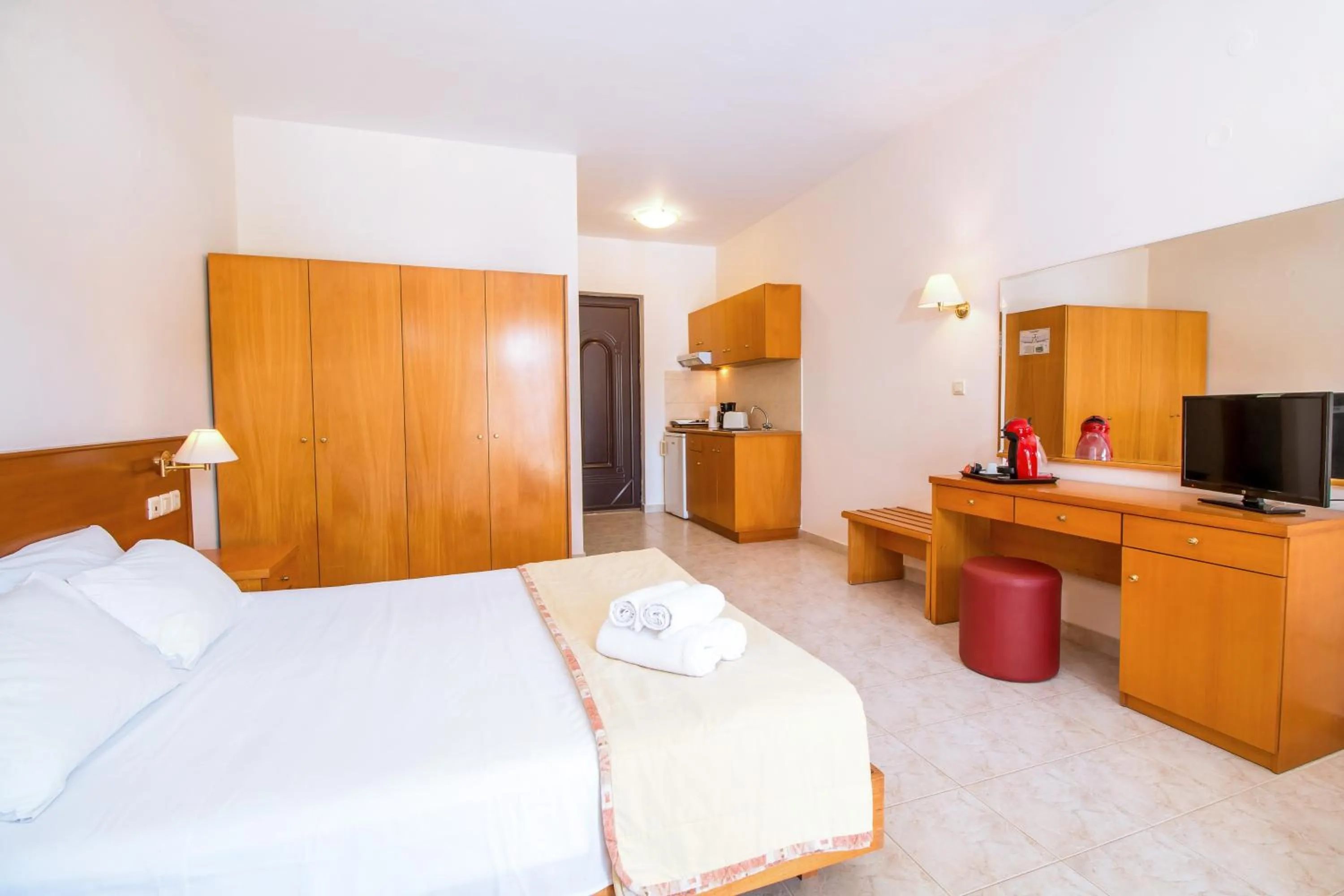 Bed in Stavros Melathron Studios