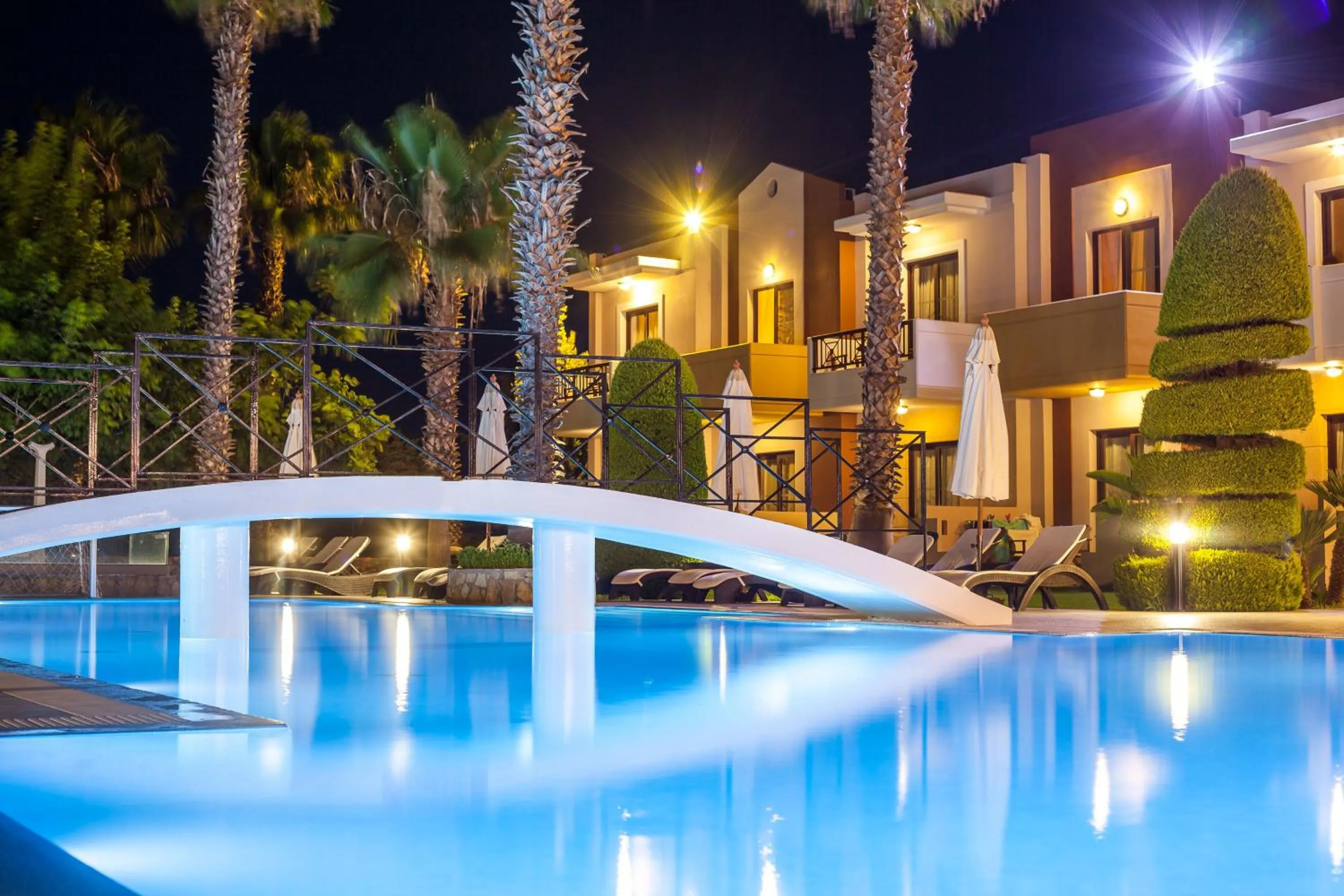 Property building in Stavros Melathron Studios