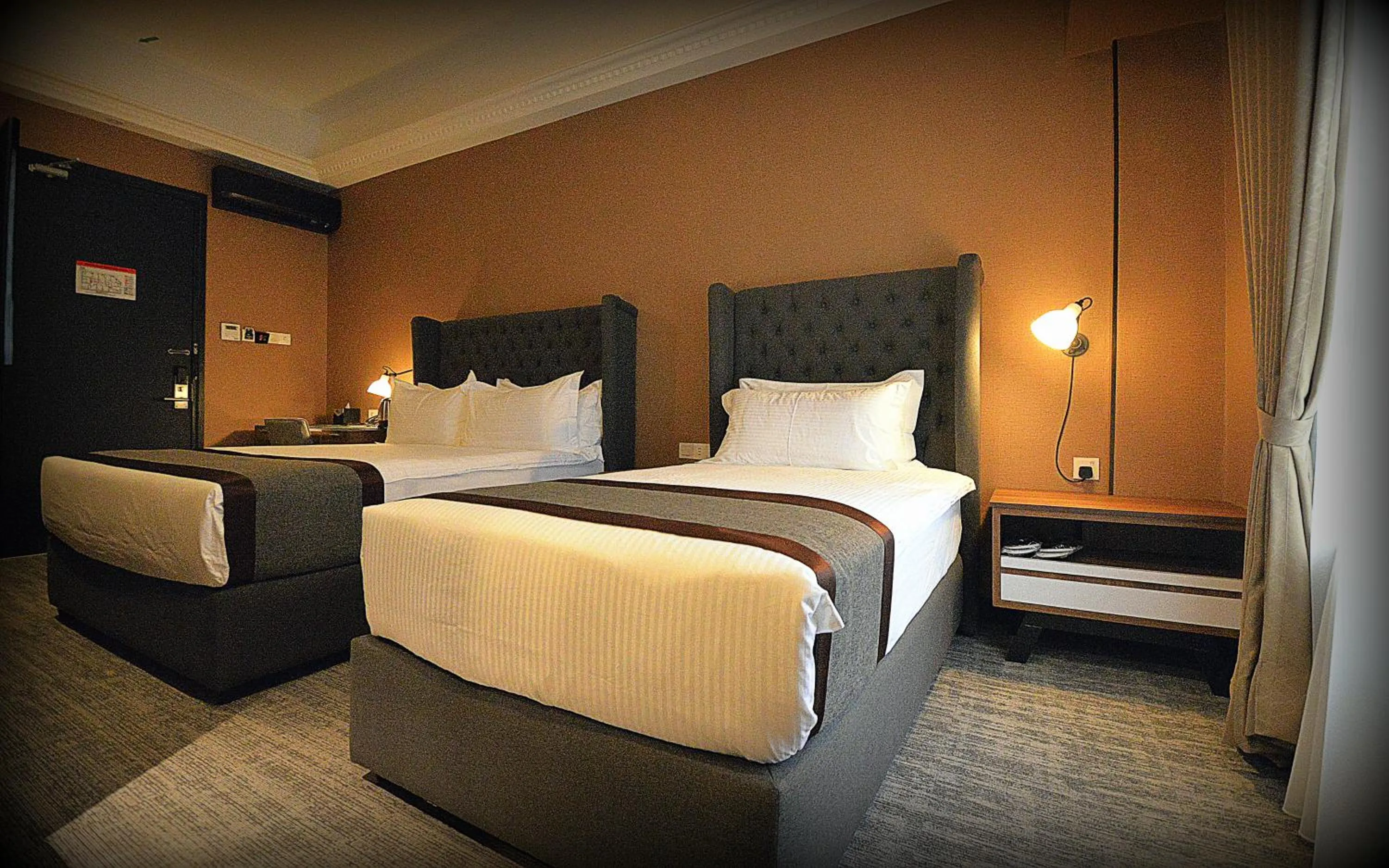 Photo of the whole room, Bed in 1969 Business Suites Bandar Botani, Ipoh