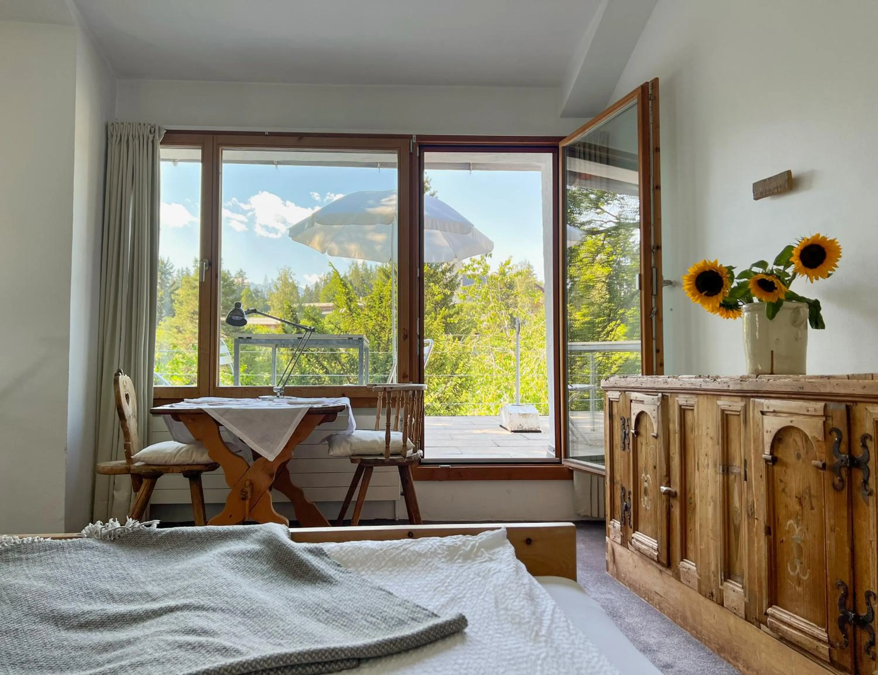 Balcony/Terrace, Bed in Casa Las Caglias