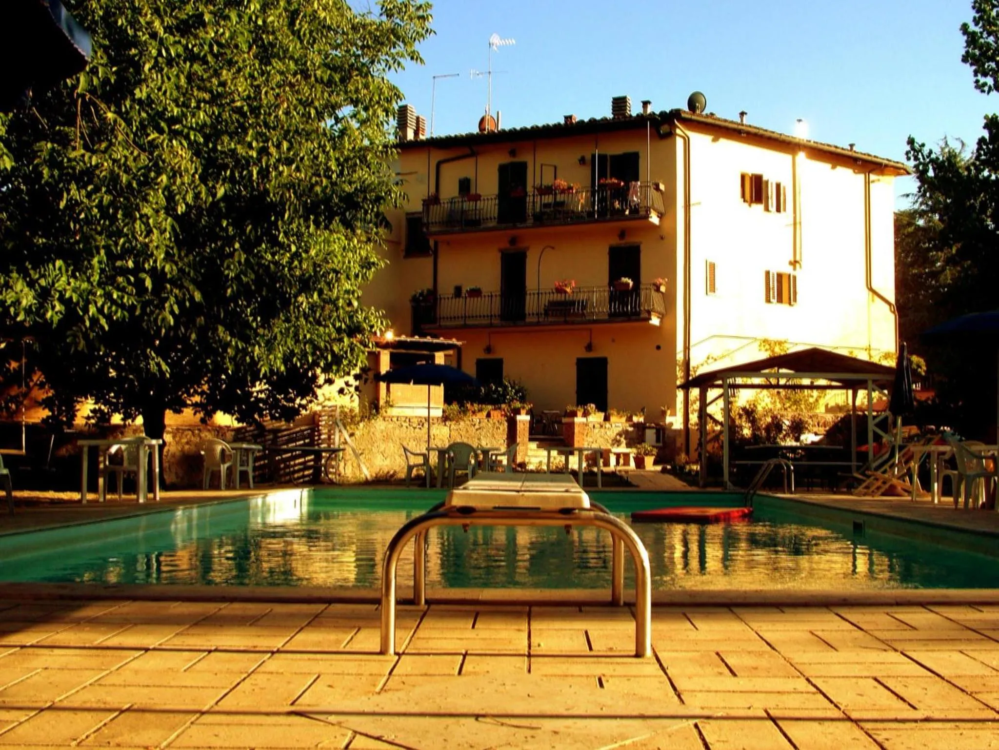 Summer in La Francigena