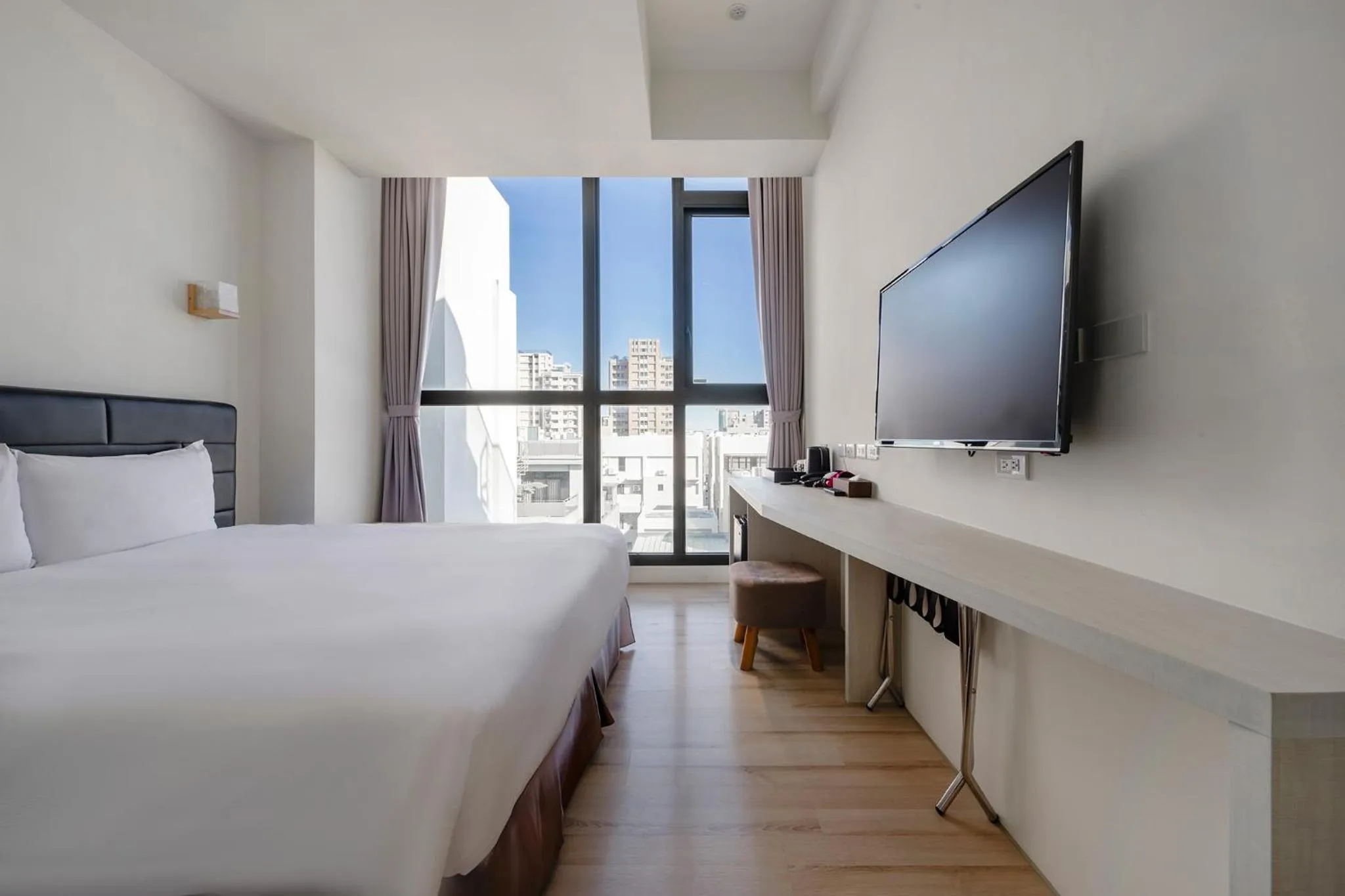 TV and multimedia, Bed in CHECK inn Express Taichung Fuxing