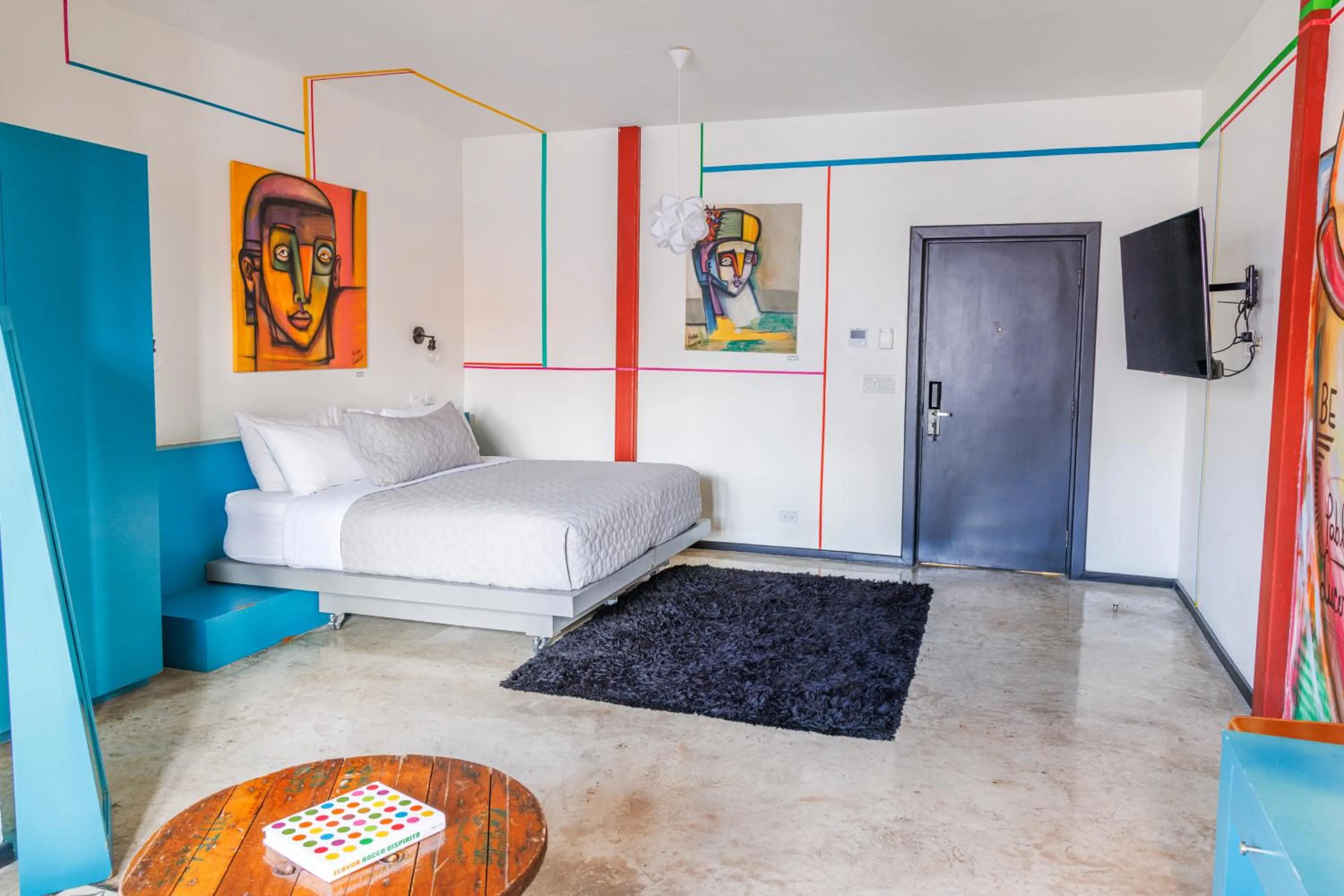 Bed in Tantalo Hotel - Kitchen - Roofbar