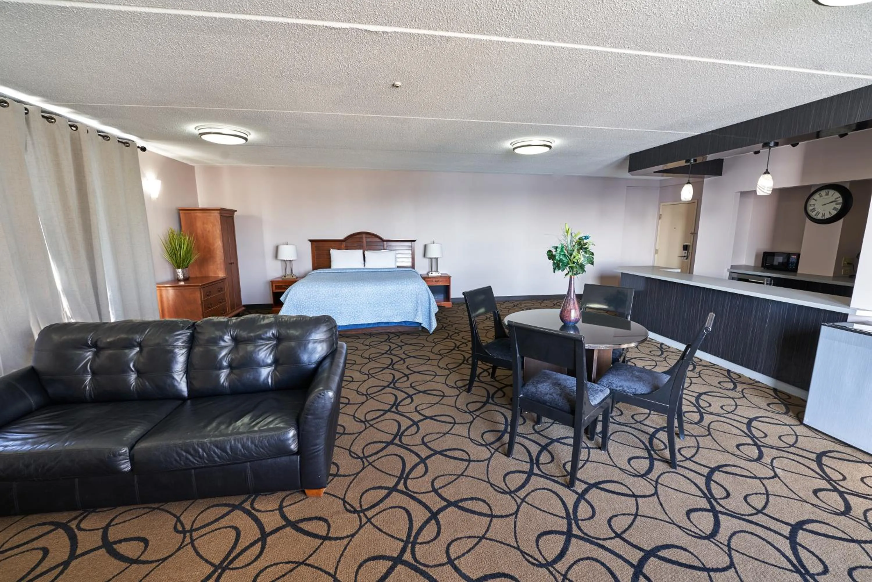 Photo of the whole room, Bed in Seaport Resort and Marina