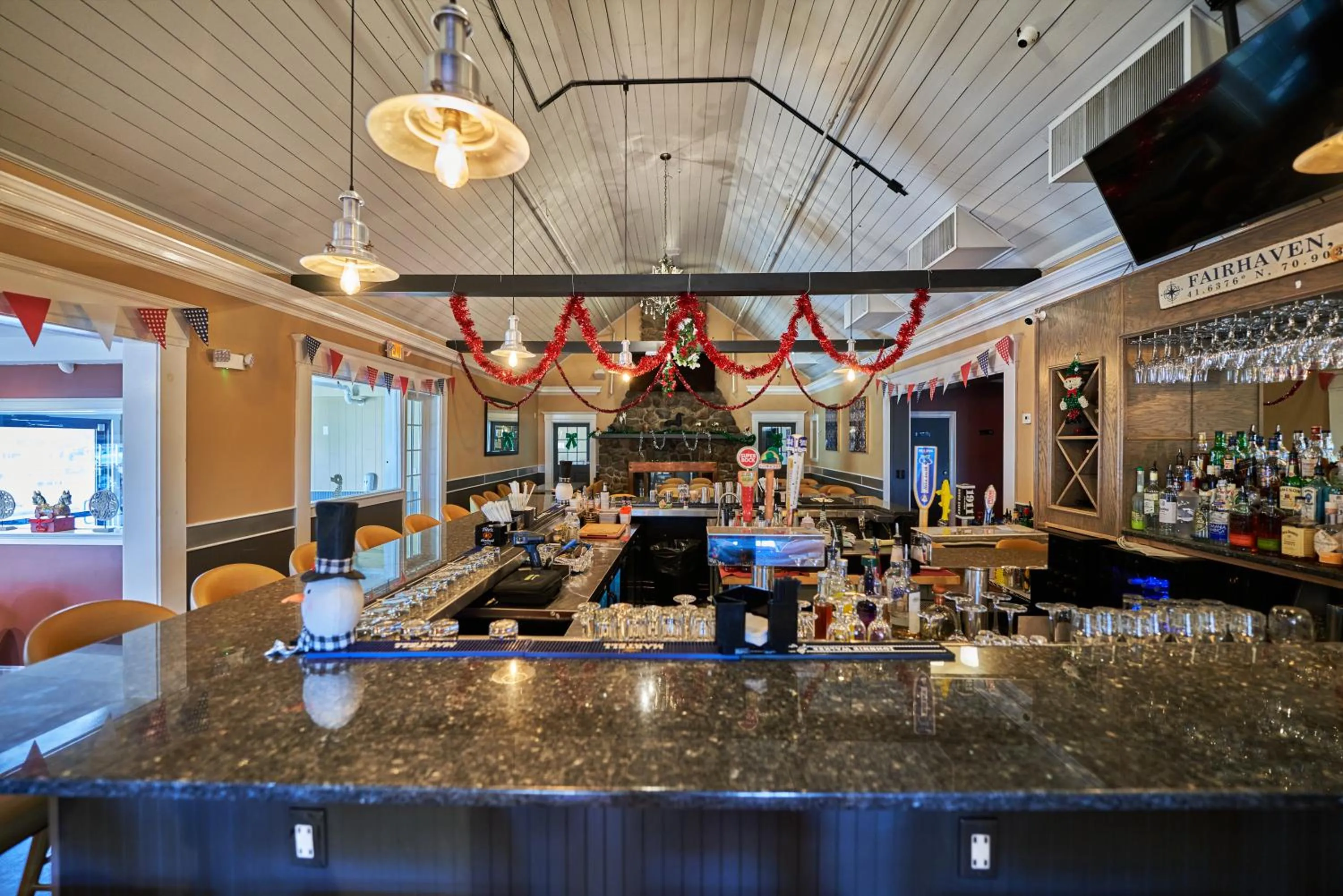 Lounge or bar in Seaport Resort and Marina