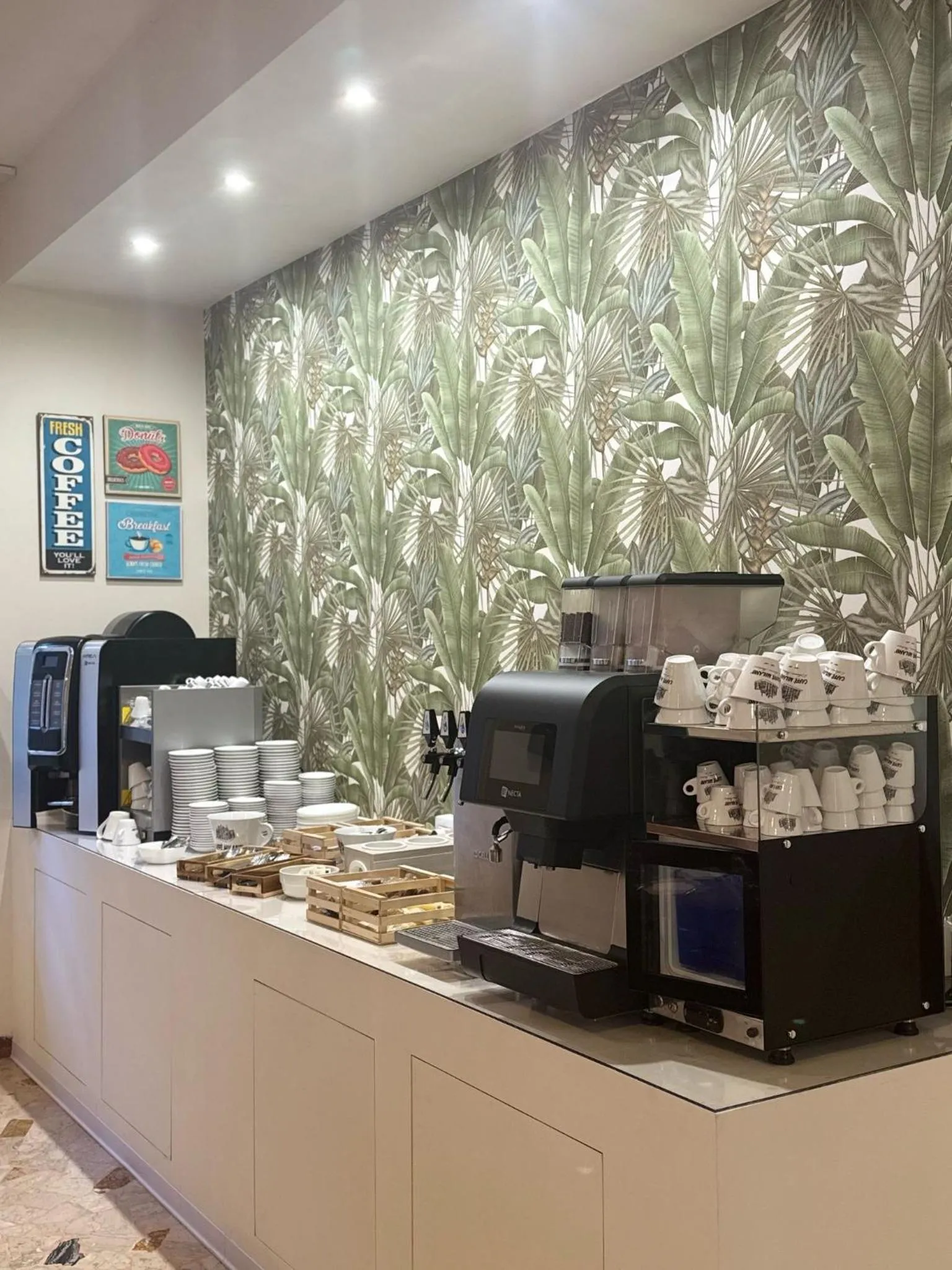 Breakfast in Hotel Eureka