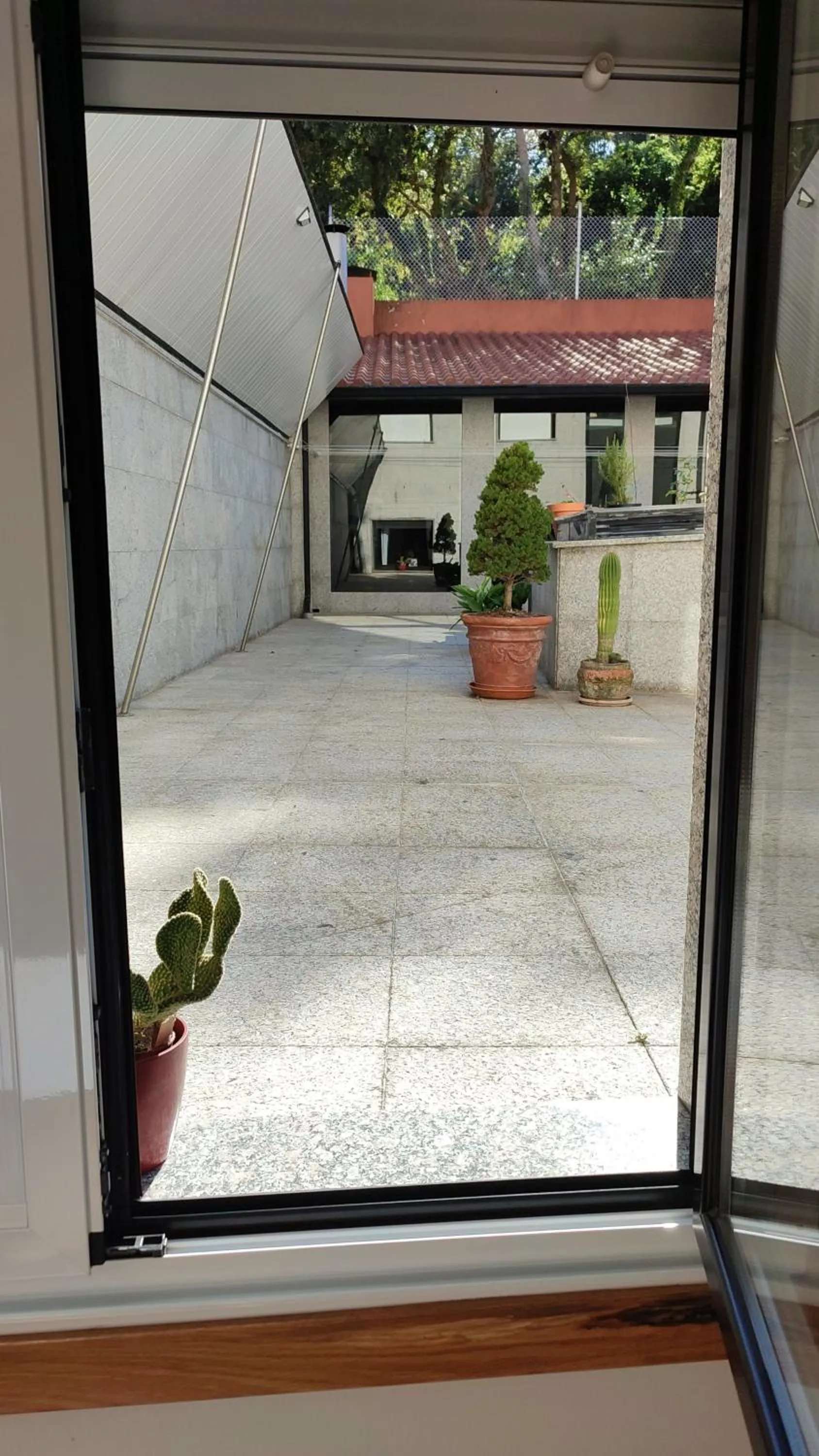 Inner courtyard view in Hotel Brisa del Mar