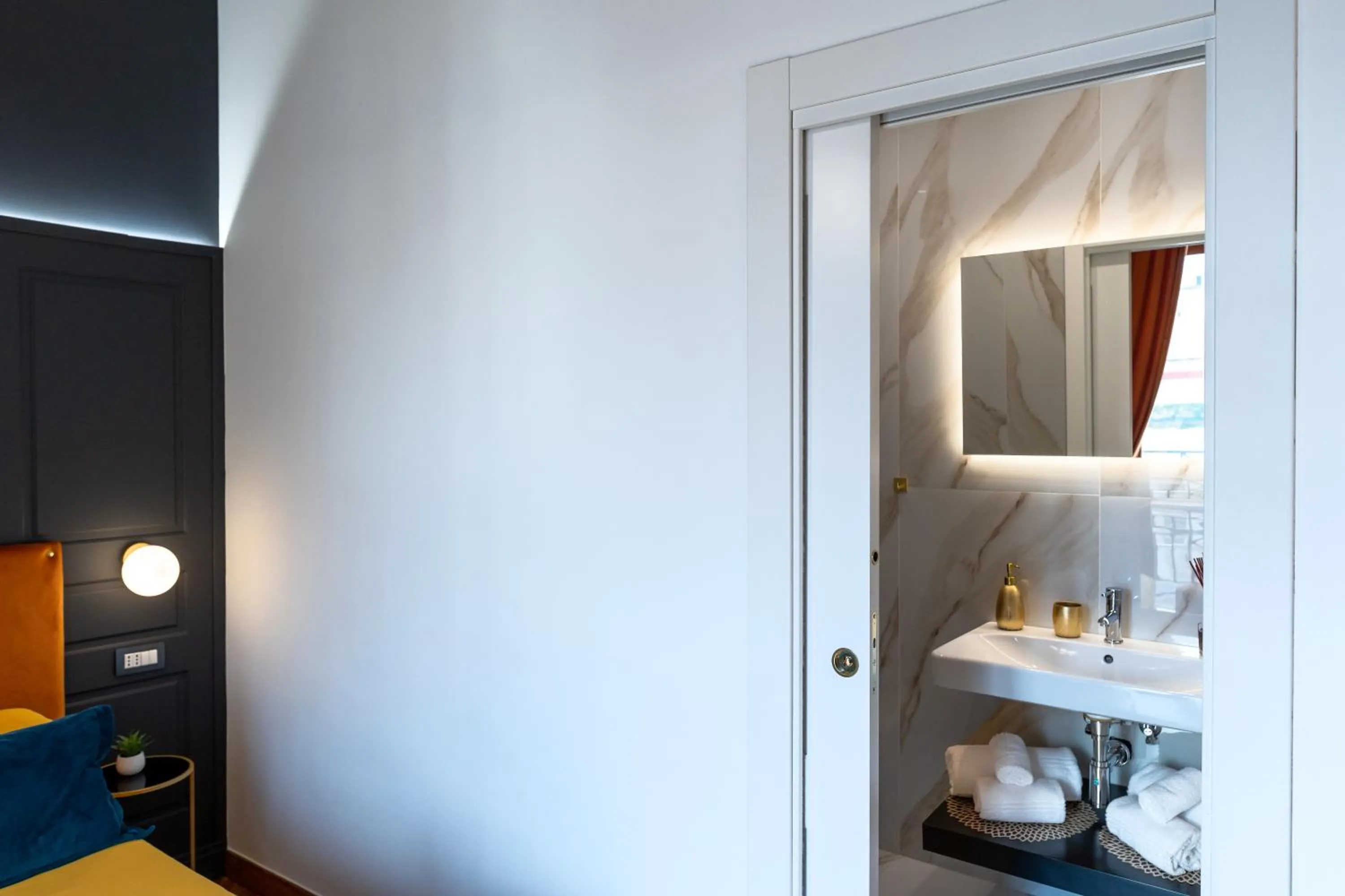 La Lepre felice-bovio