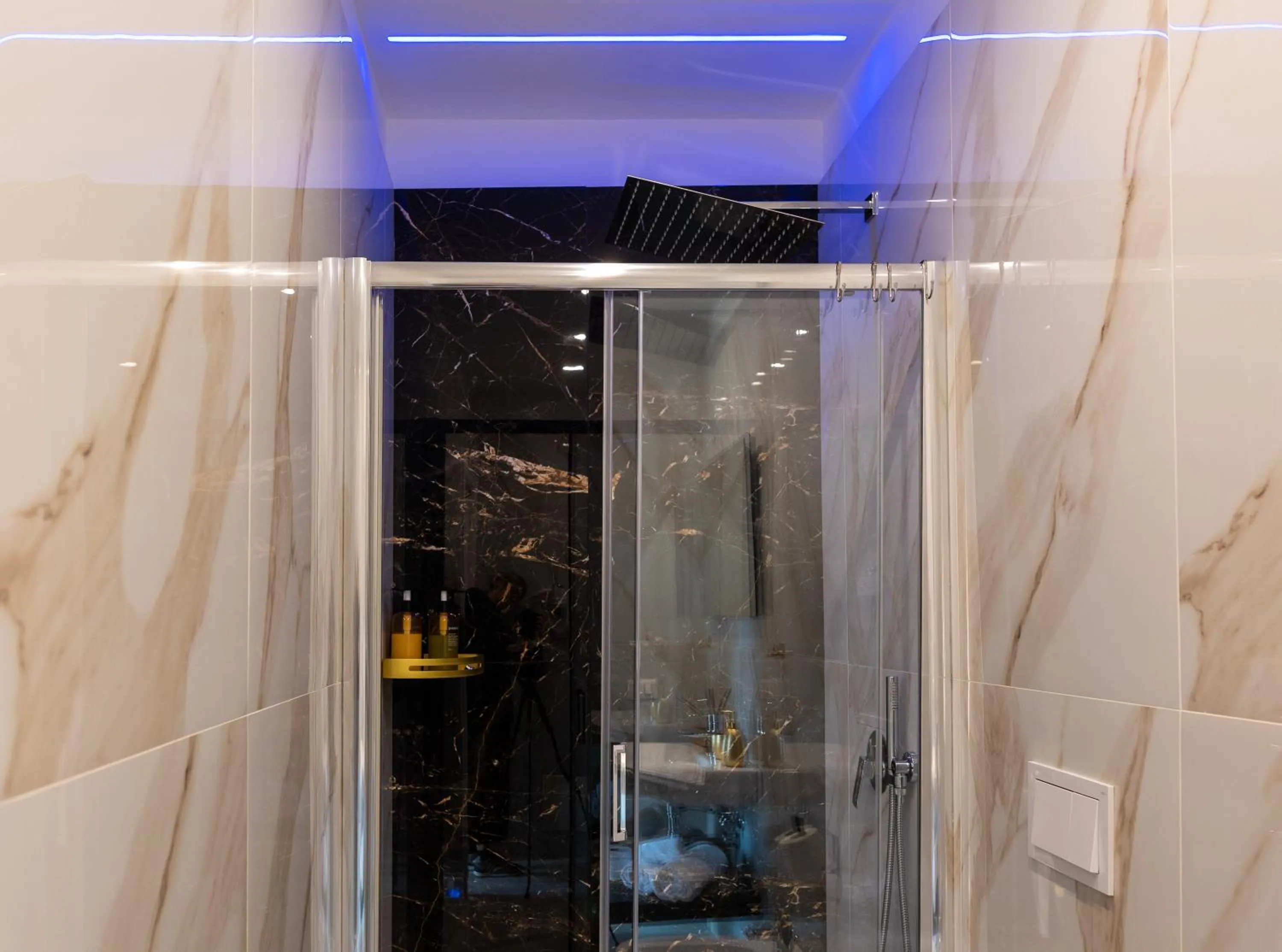 La Lepre felice-bovio