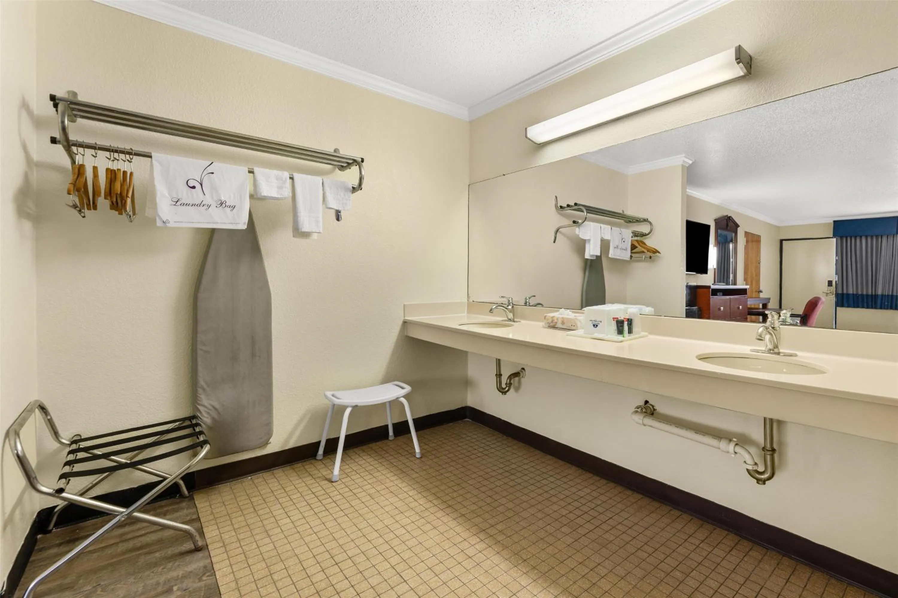 Bathroom in America's Best Value Inn and Suites