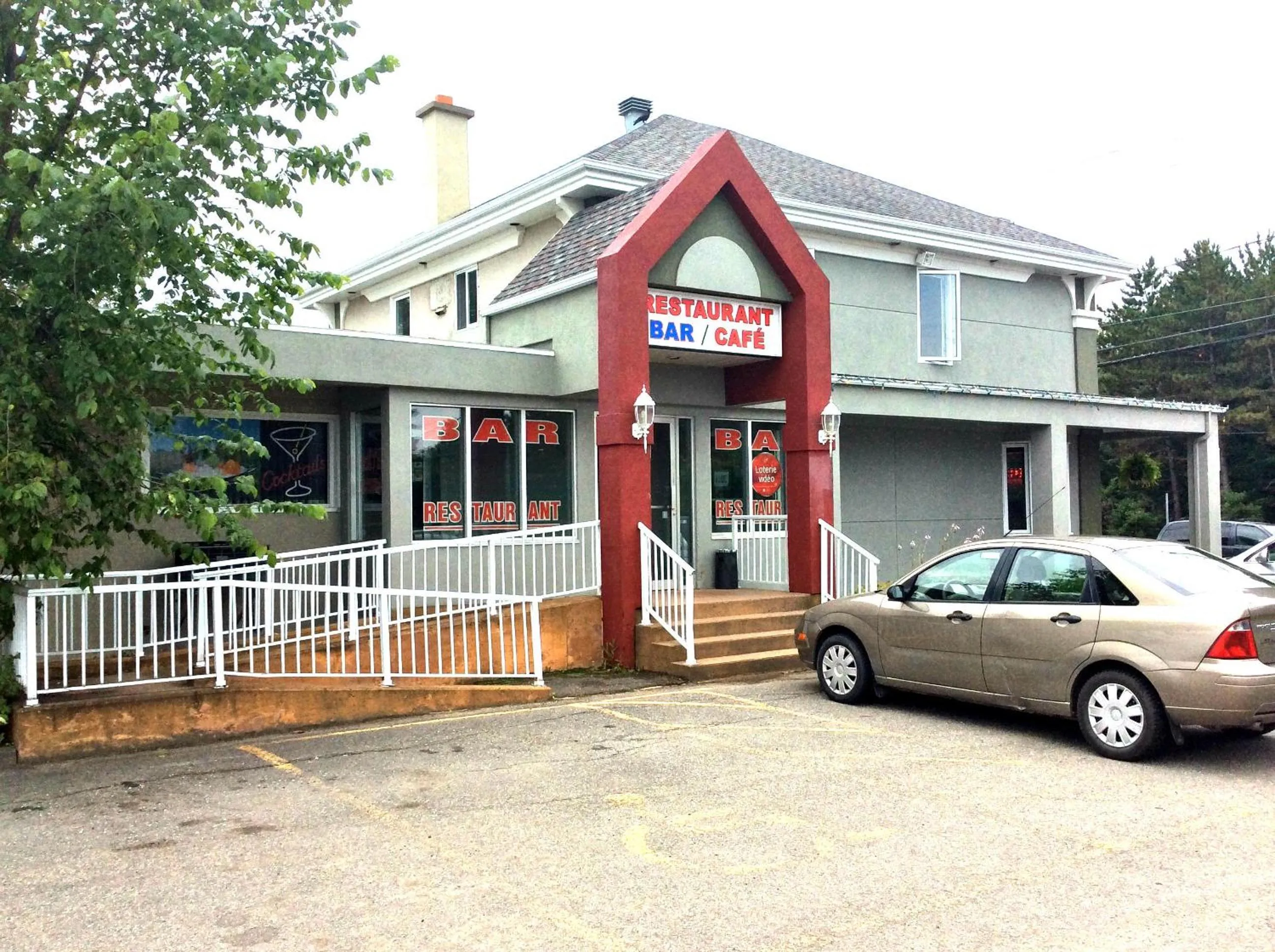 Restaurant/places to eat in Hotel Motel Hospitalité