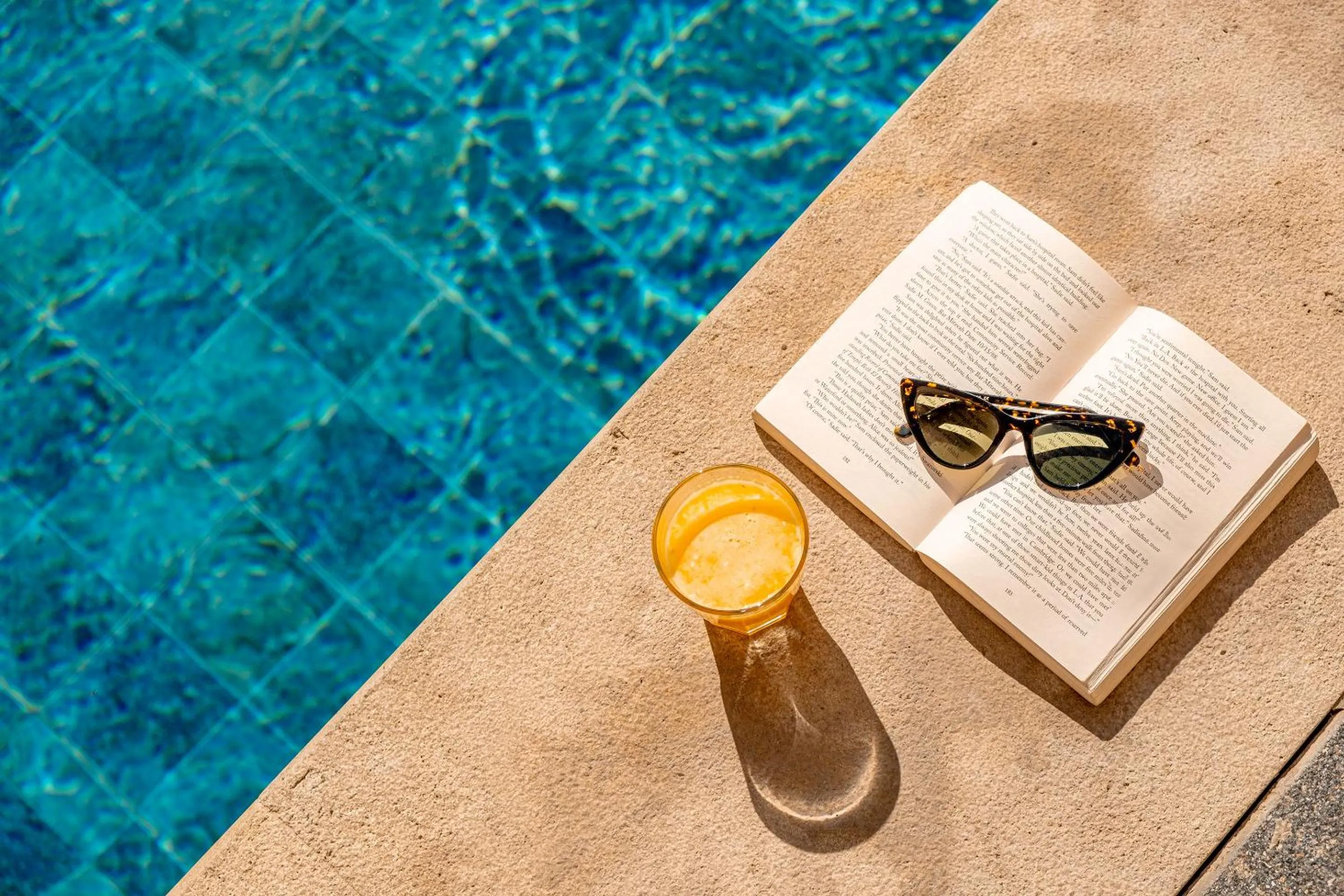 Swimming pool in Red Hotel Marrakech
