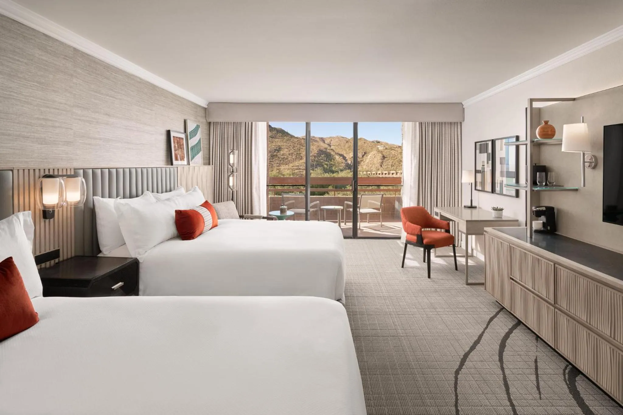 Other, Bed in Loews Ventana Canyon Resort