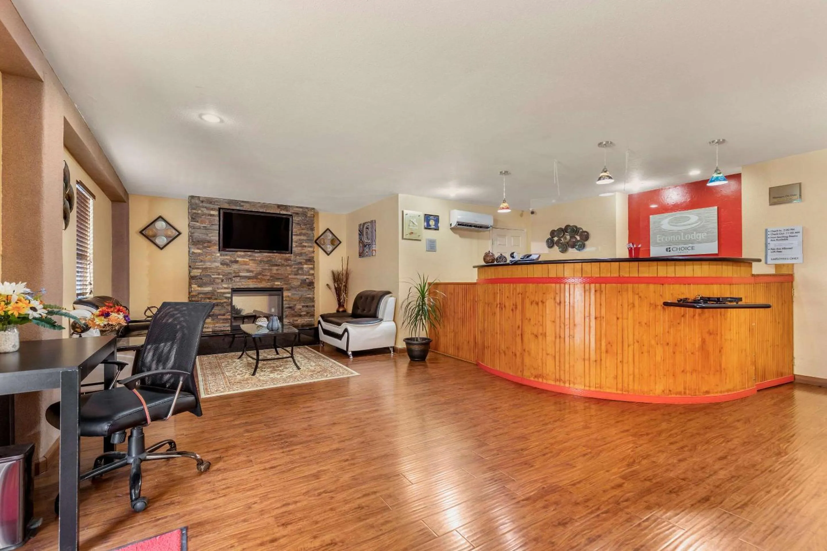 Lobby or reception in Econolodge Junction