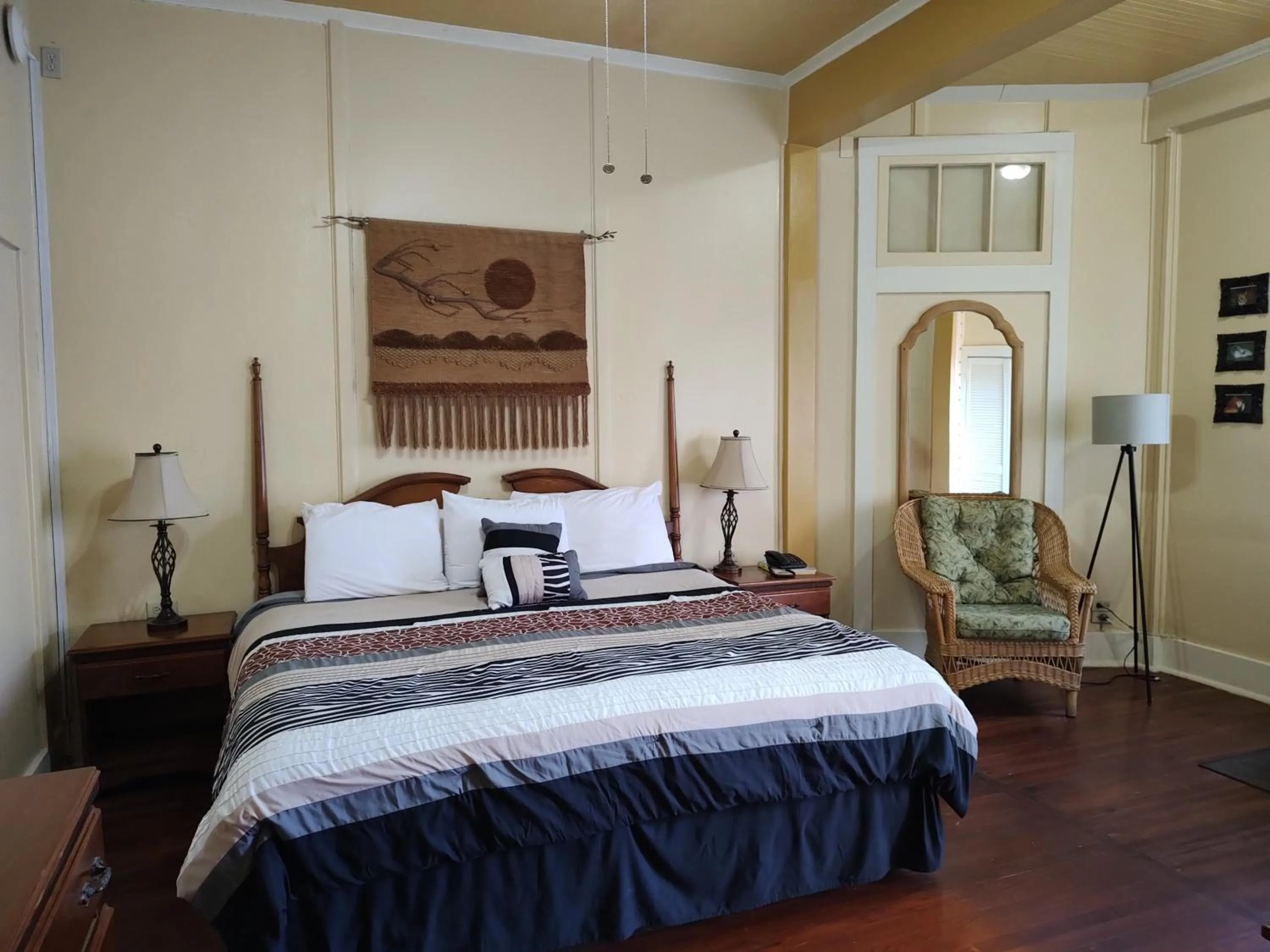 Bedroom, Bed in The Great House Inn