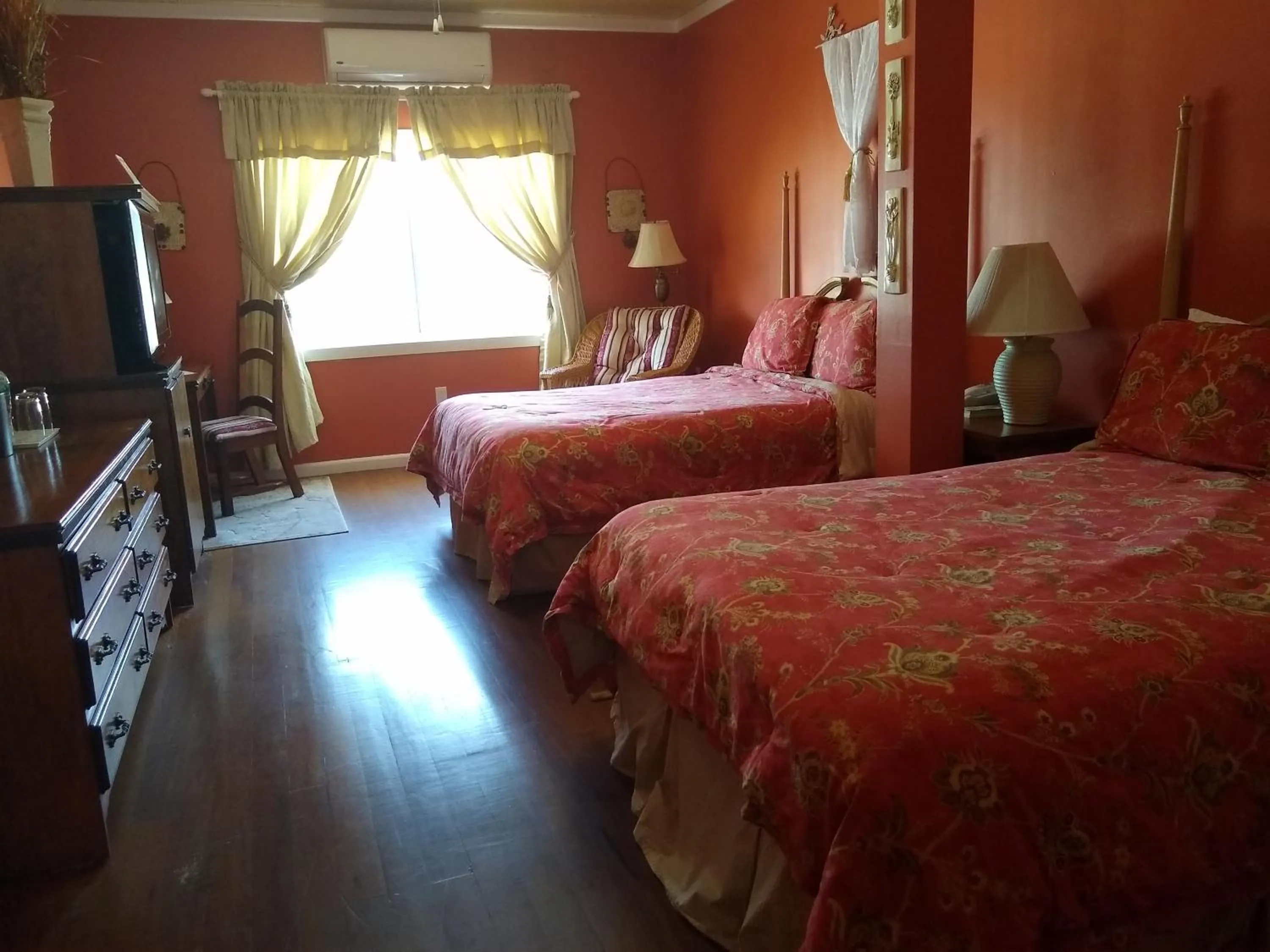 Bedroom, Bed in The Great House Inn