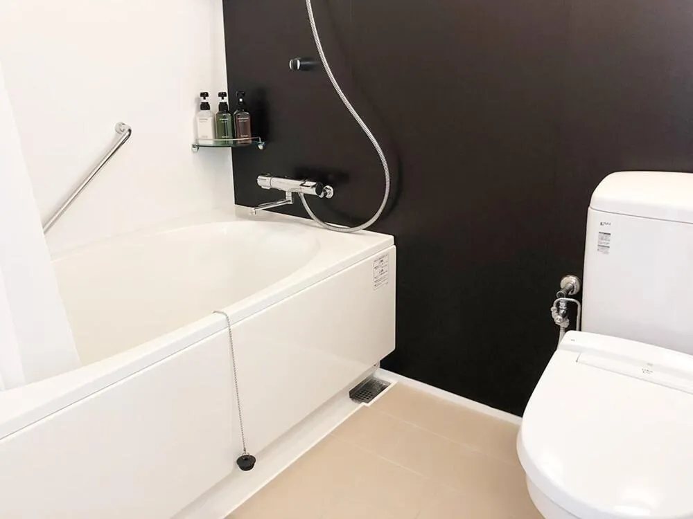 Toilet in Hotel Sakurano Familia Nago