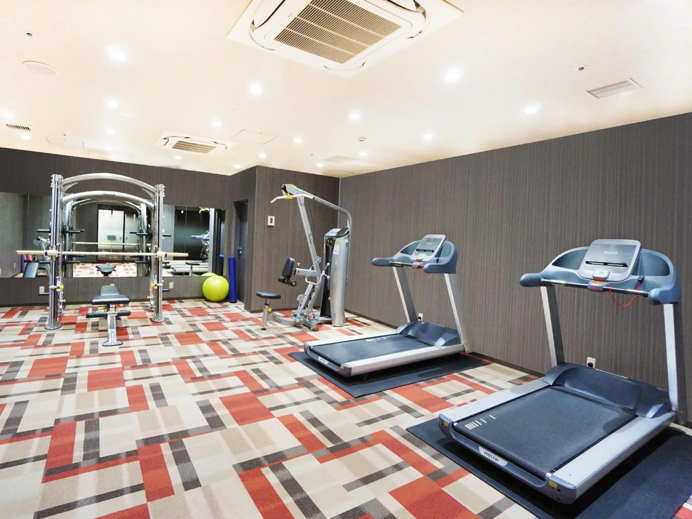 Fitness centre/facilities in Hotel Abest Grande Okayama