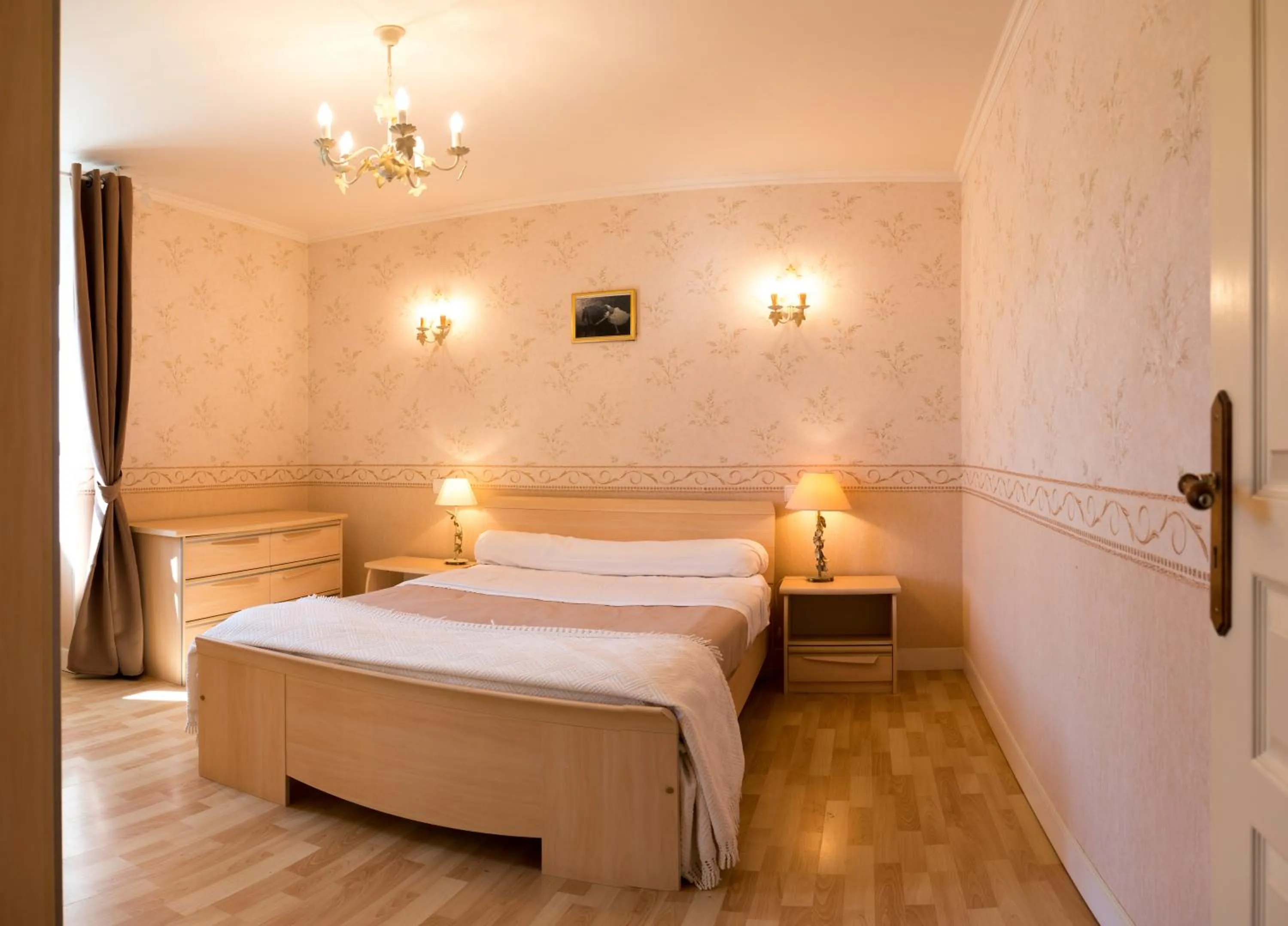 Bedroom, Bed in Les Magnolias holiday homes