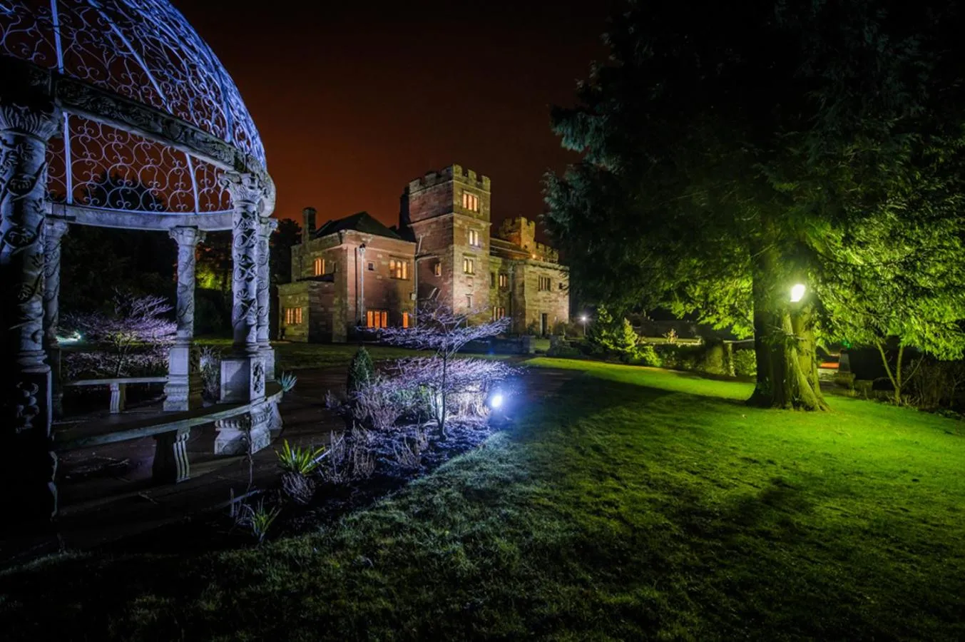 Night in Dalston Hall