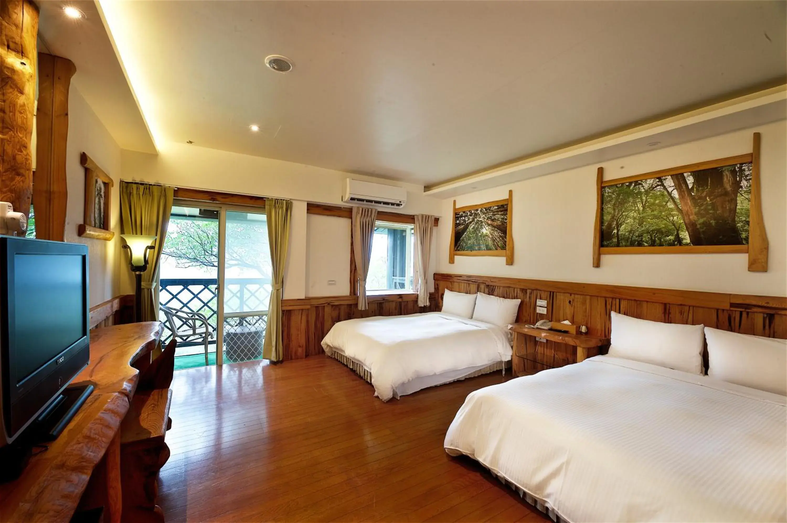 Budget Double Room in Shangrila Leisure Farm Budget Double Room in Shangrila Leisure Farm
