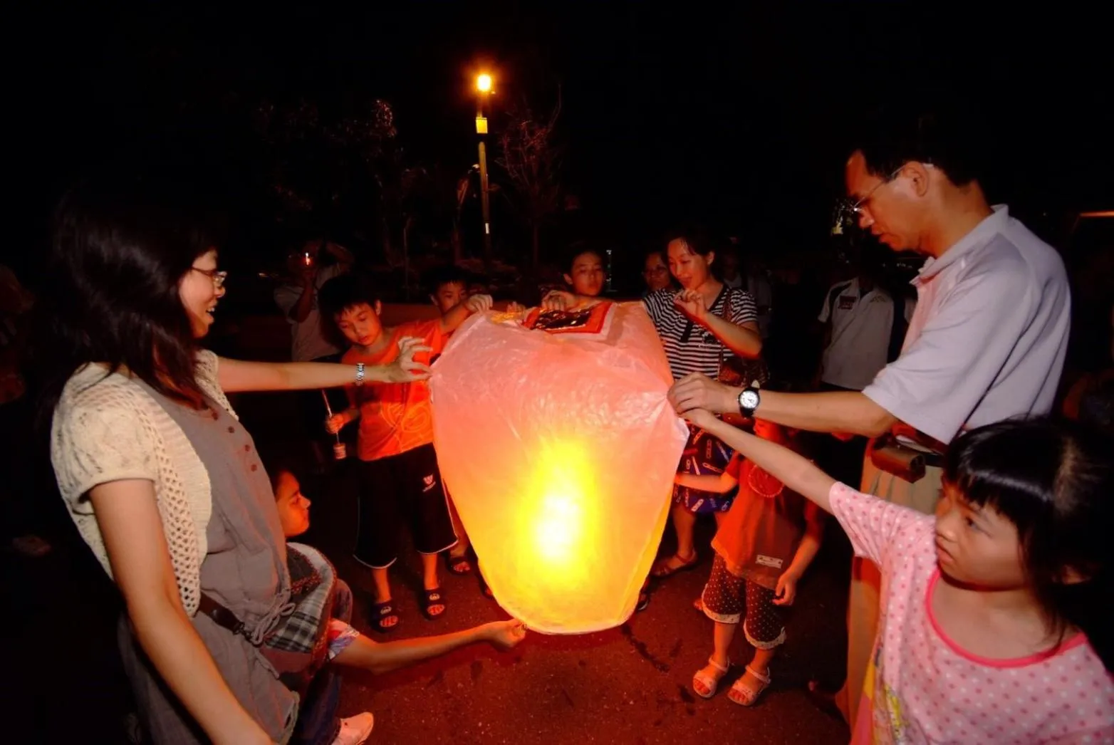Evening entertainment in Shangrila Leisure Farm