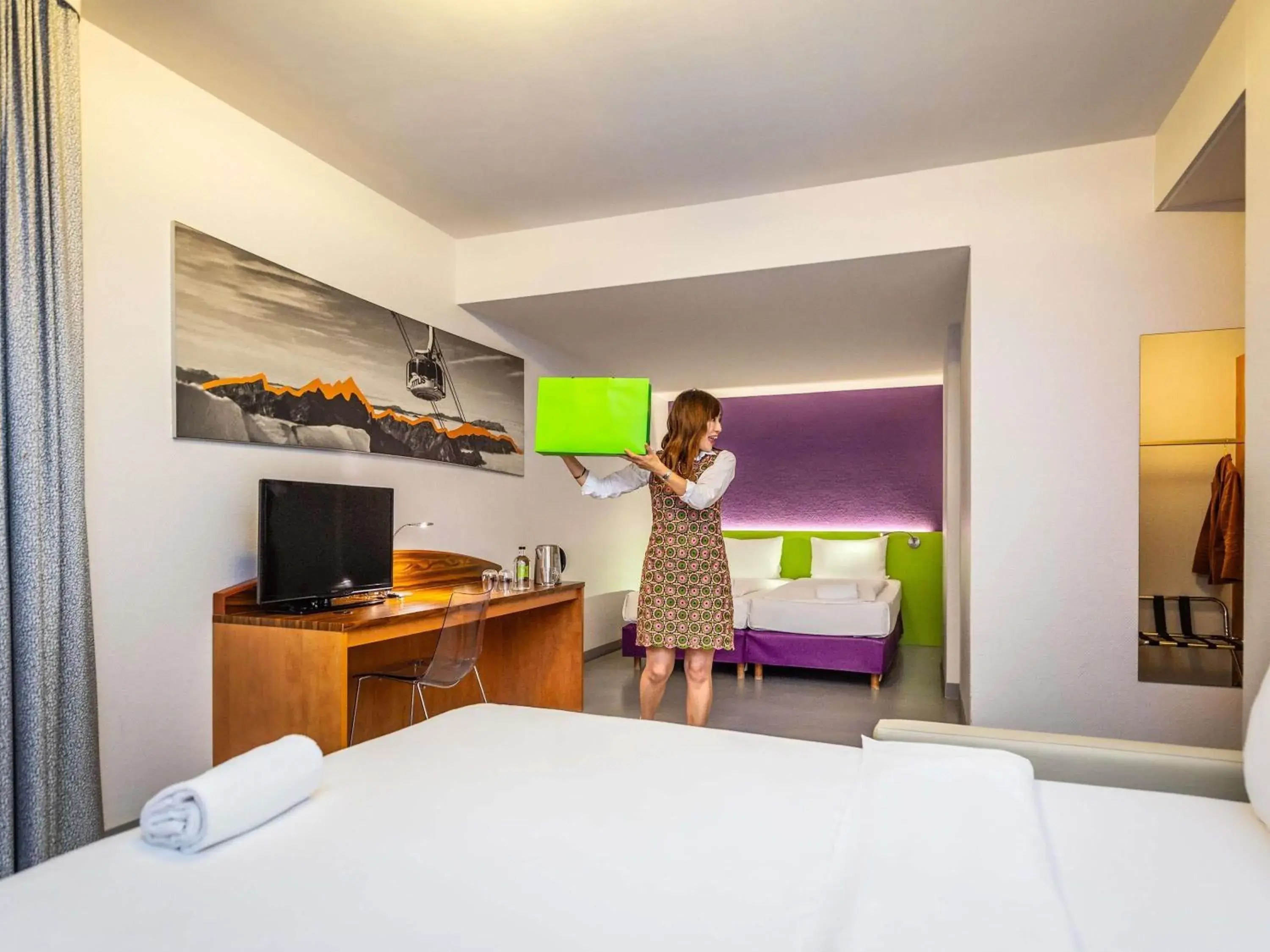 Standard Twin Room with Sofa in ibis Styles Luzern Standard Twin Room with Sofa in ibis Styles Luzern
