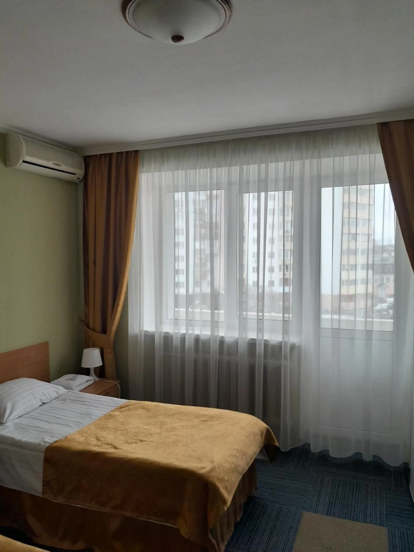 Bed in Dnipro Hotel